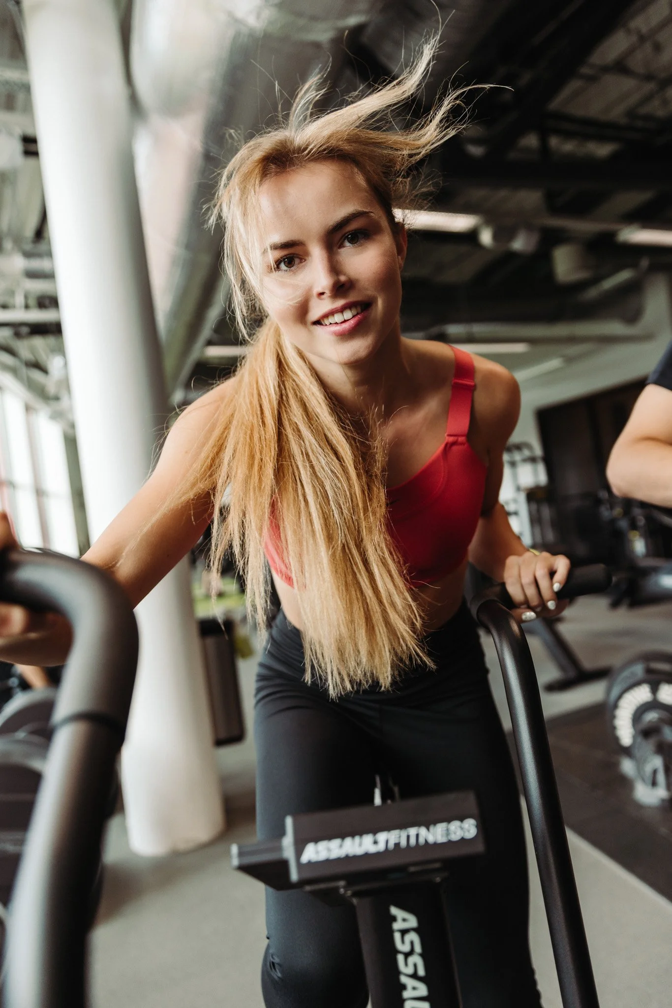 reklamas-sporta-fotosesija-skriesana-running-photoshoot-sports-28068.jpg
