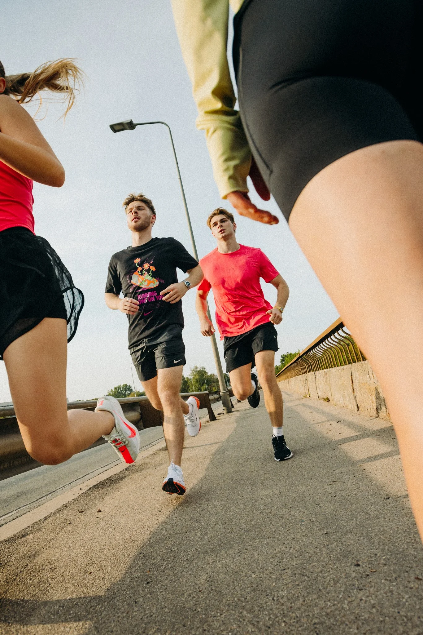 reklamas-sporta-fotosesija-skriesana-running-photoshoot-sports-23495.jpg