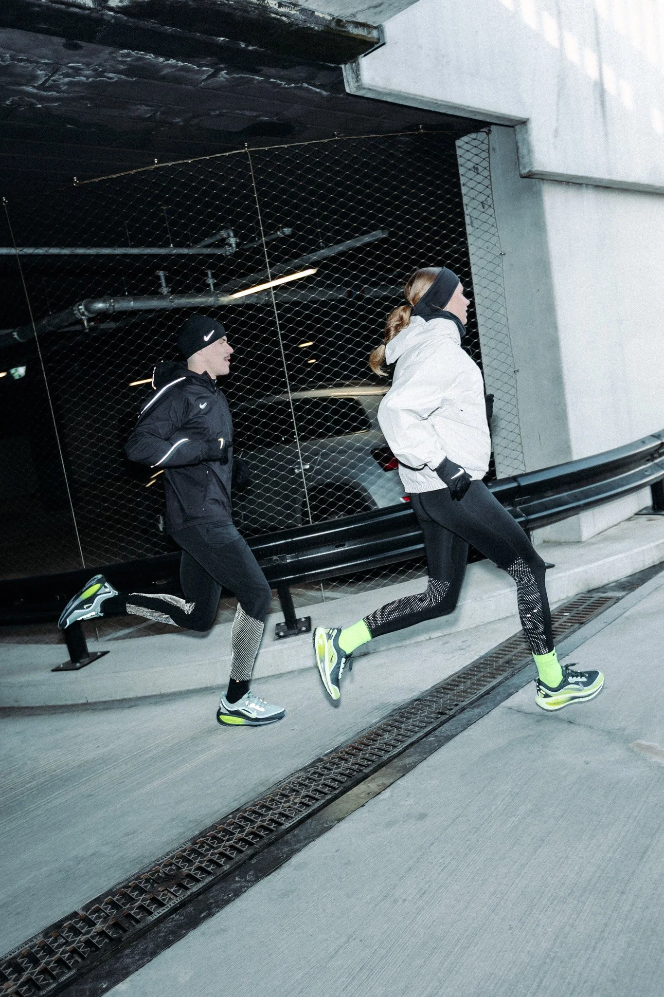 reklamas-sporta-fotosesija-skriesana-running-photoshoot-sports-7482.jpg