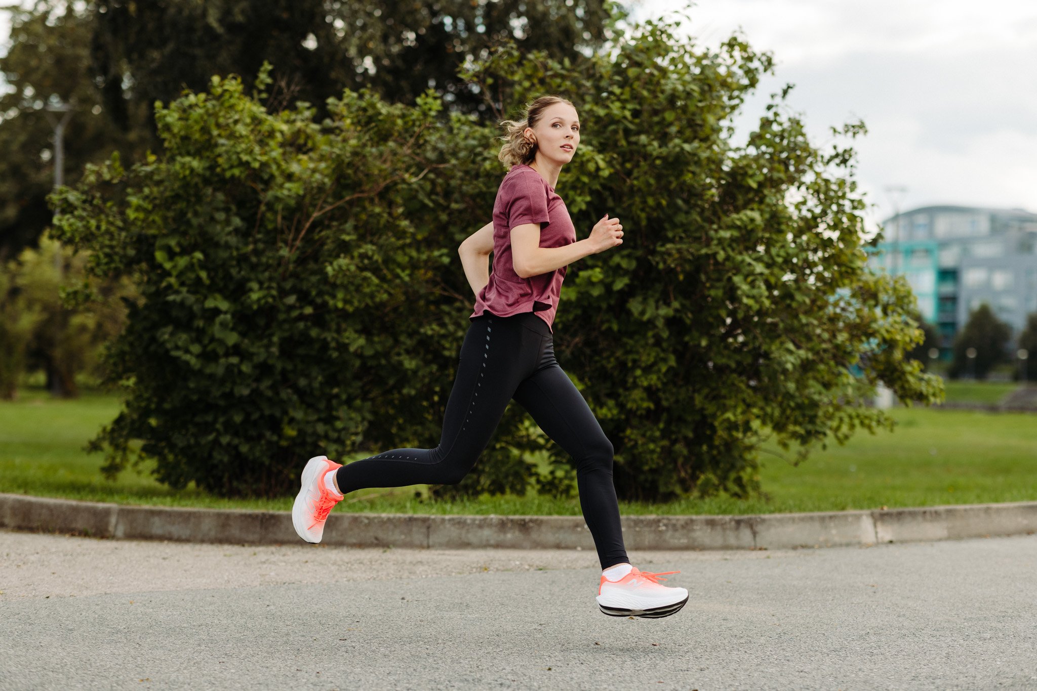 reklamas-sporta-fotosesija-skriesana-running-photoshoot-sports-30586.jpg
