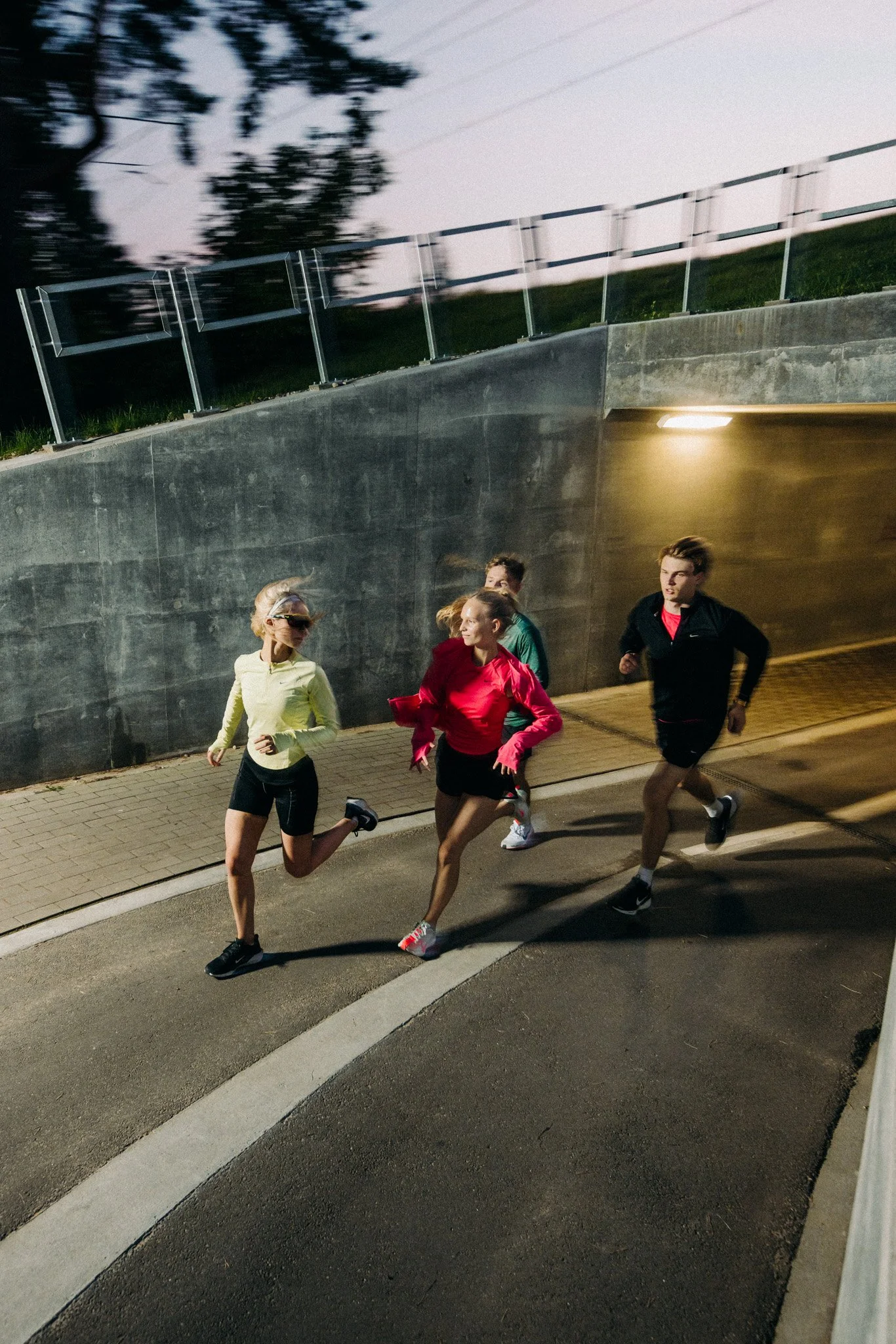 reklamas-sporta-fotosesija-skriesana-running-photoshoot-sports-15208.jpg