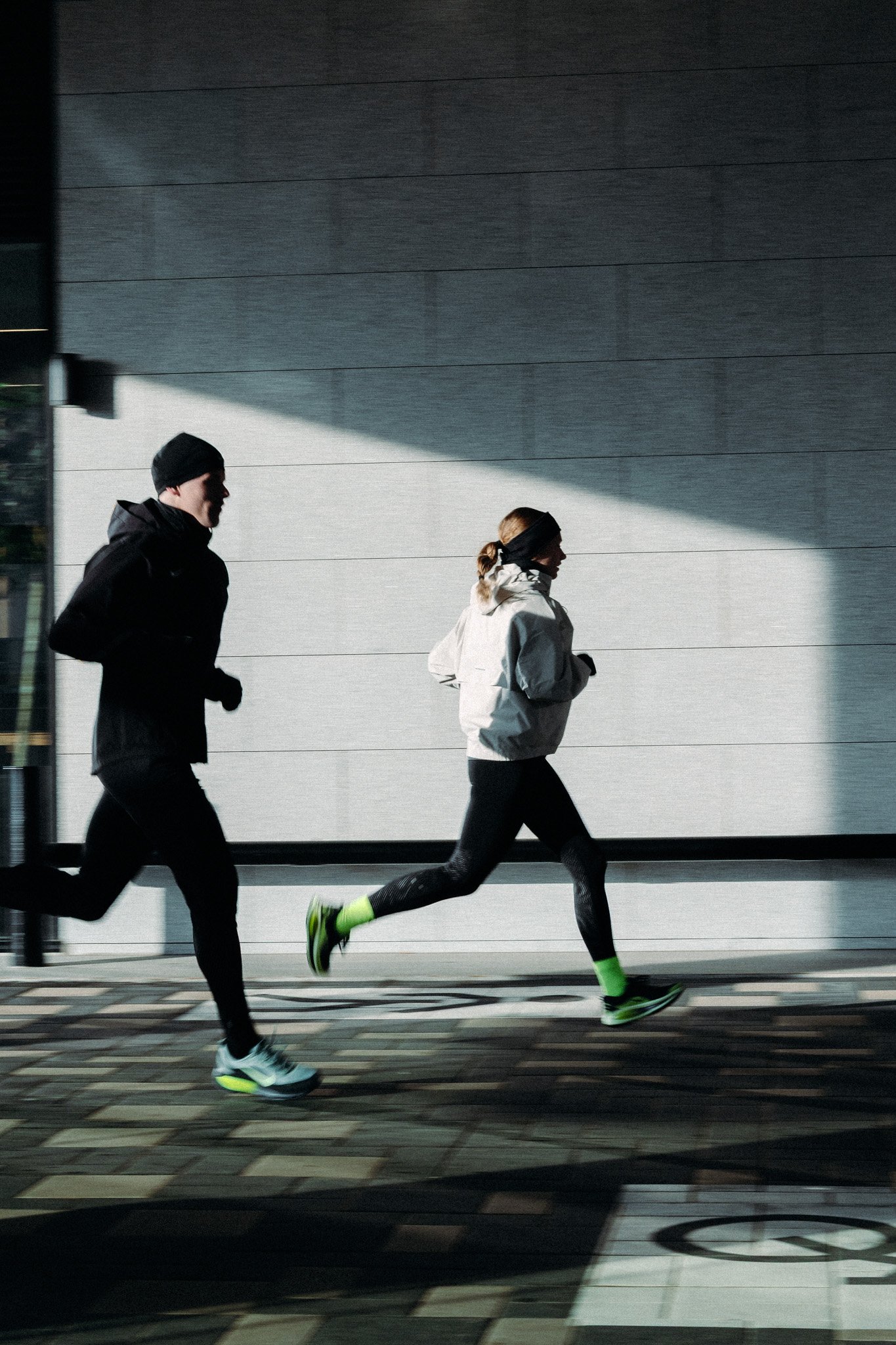reklamas-sporta-fotosesija-skriesana-running-photoshoot-sports-7333.jpg