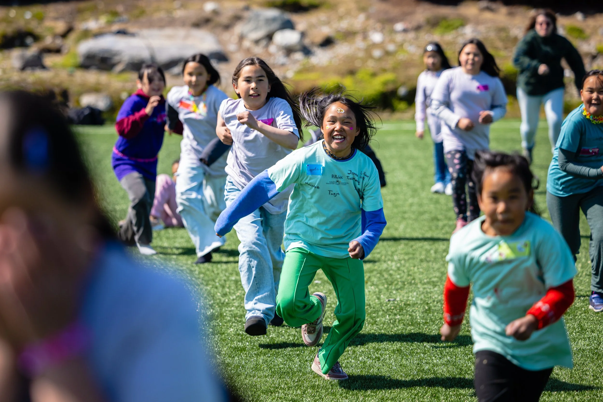 Allattoqarfiup pisortassaanik naleqartitat tunngavigalugit meerartattalu siunissaannik siunnerfiliisinnaasumik pissarsiorpugut