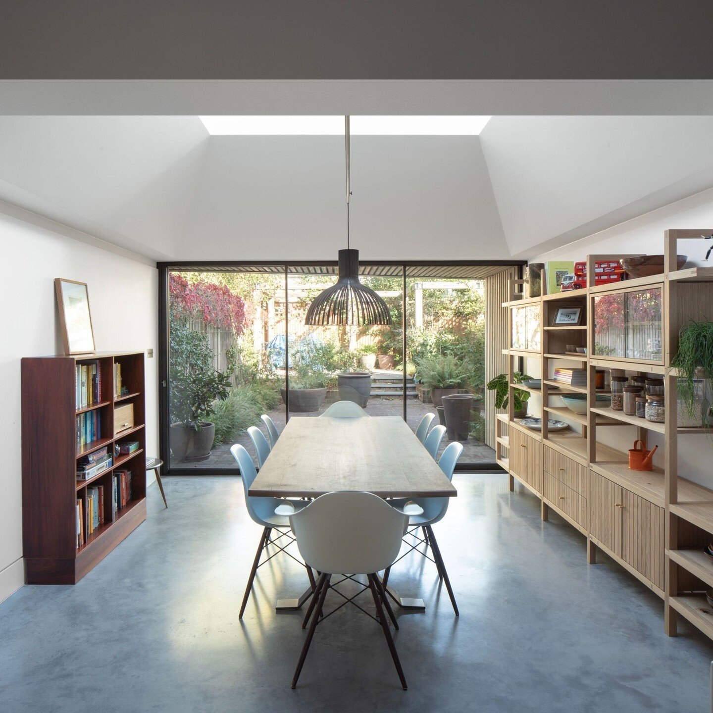 Located in Herne Hill, South London, Elfindale Road is a unique extension and renovation to a terraced period property. The unique roof form creates a vaulted internal space which is capped with a frameless glass rooflight to increase the natural day