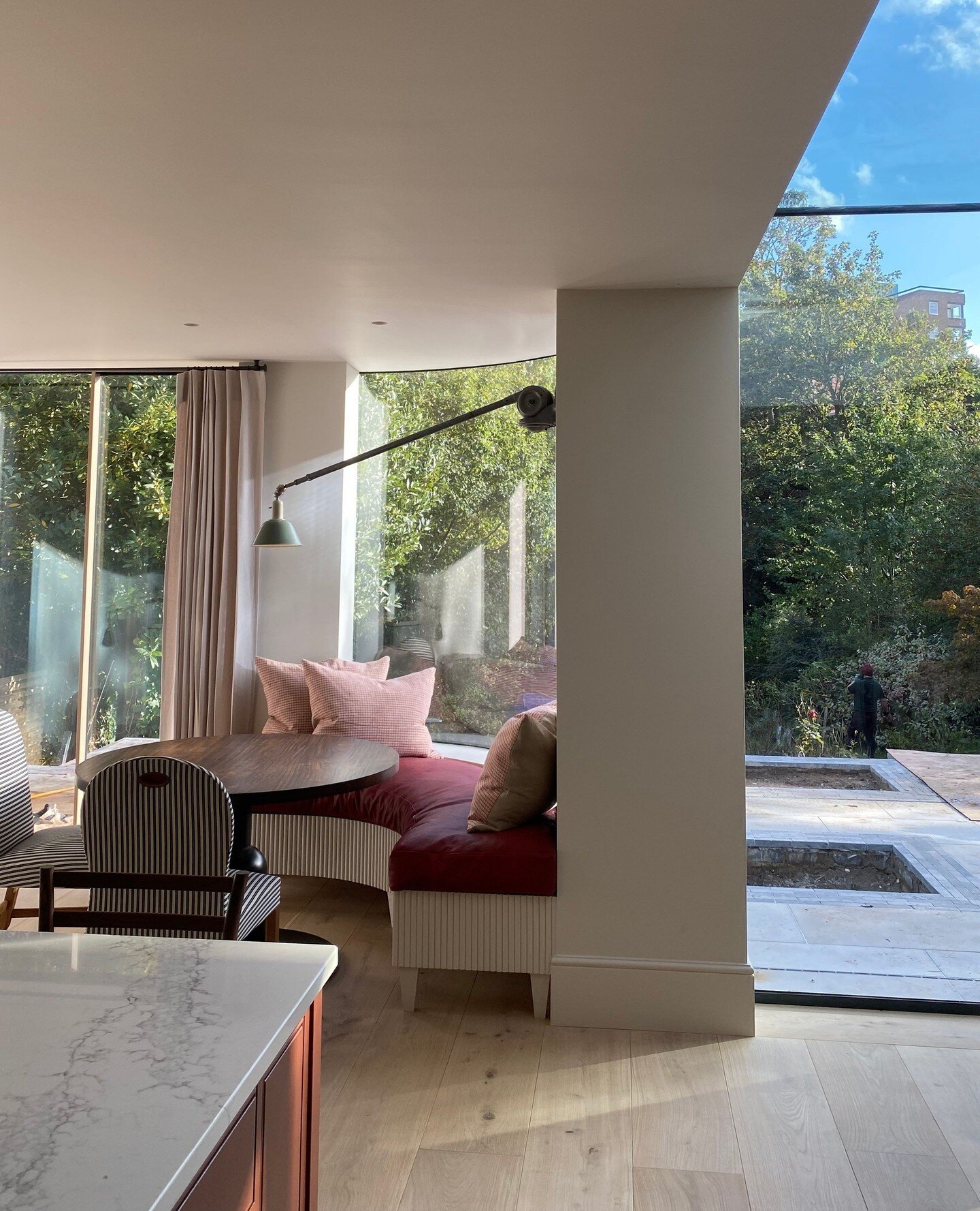 Our recently completed project in Kingston showcasing a beautiful curved glass window- creating the perfect breakfast nook. This is our first use of curved glazing and we couldn't be happier with how it looks. Its adds a playful dimension to the spac