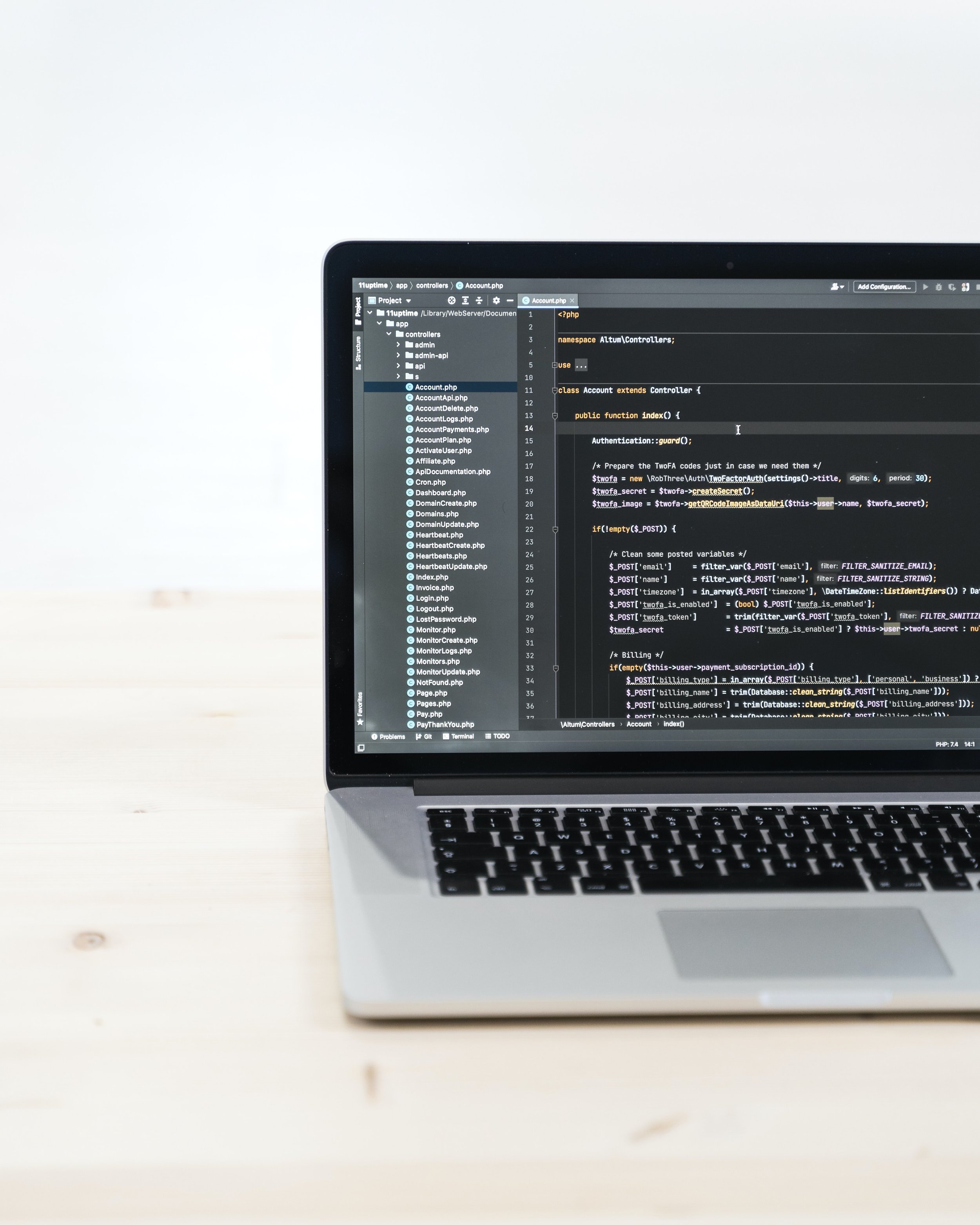 Vergleich von SAP Fiori Entwicklungskonzepten: Flexibilität, Design und Anpassungsfähigkeit im Fokus
