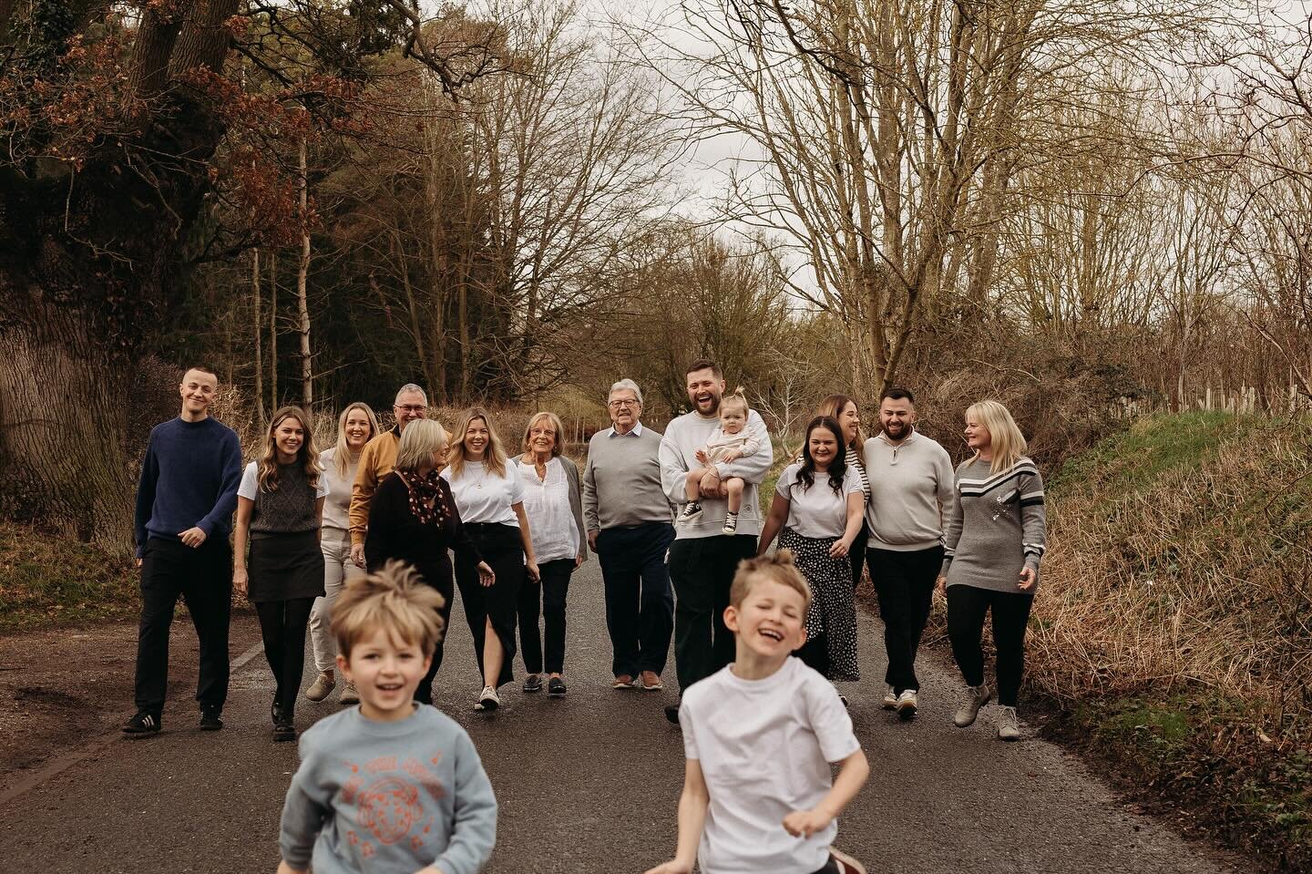 Big family shoots&hellip;

It&rsquo;s a yes from me.

Let&rsquo;s face it, life is hectic and crazy and you don&rsquo;t always get to see your specials all that often. @gemma_okeeffe smashed it by arranging all of her family to get together to make s