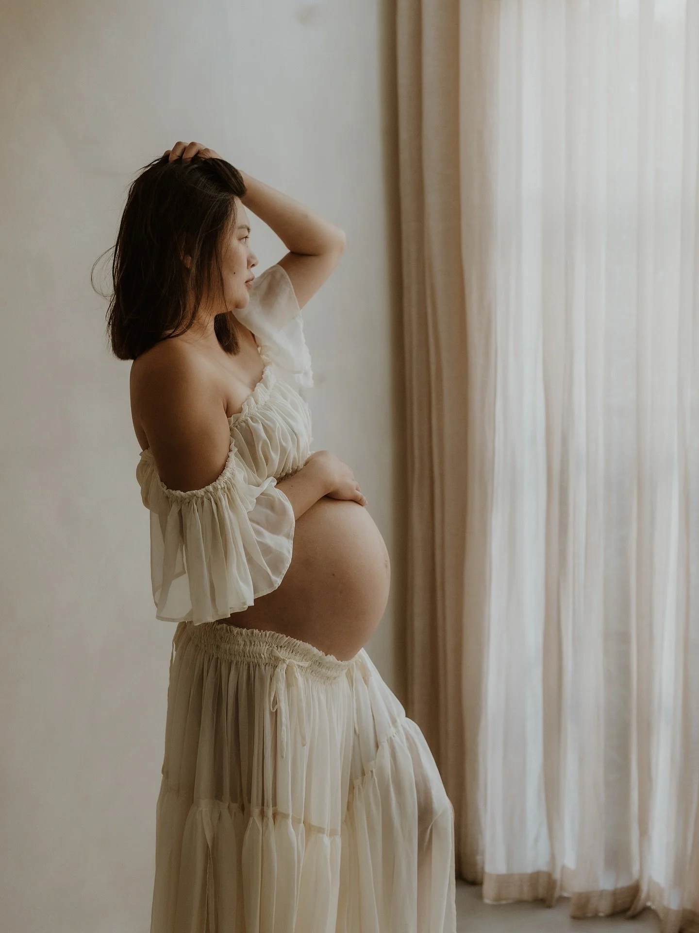 Pregnancy is wild. 

A new little life growing inside of you, unsure who they will be, what they will look like and what will the sound like?

Wild but sooo bloody great!

Mums, book the shoot. Document it all ❤️

Thank you @linzierussophoto for spar