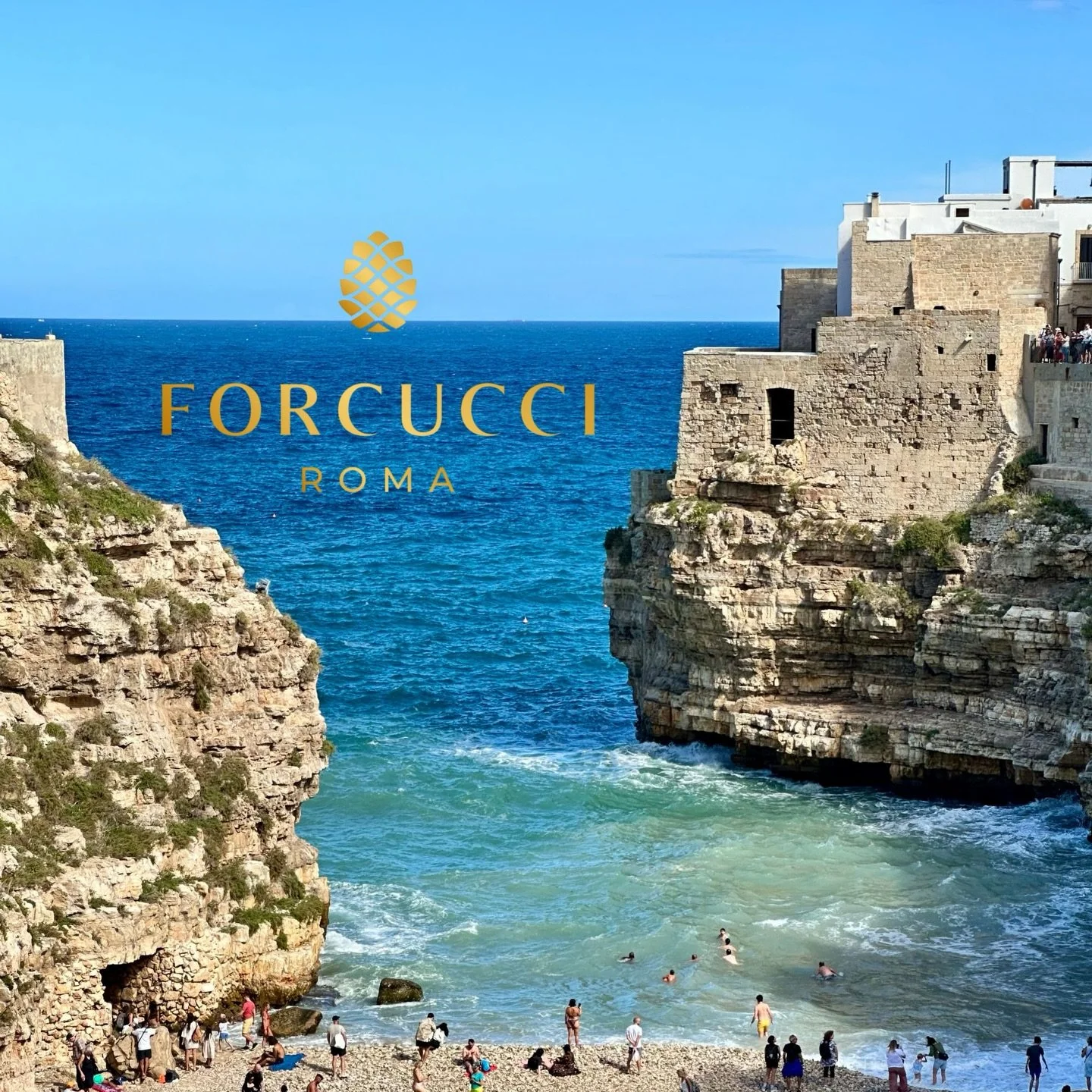 Forcucci at the beach this Summer.  Va benissimo.

#forcucci #roma #puglia #beoriginal