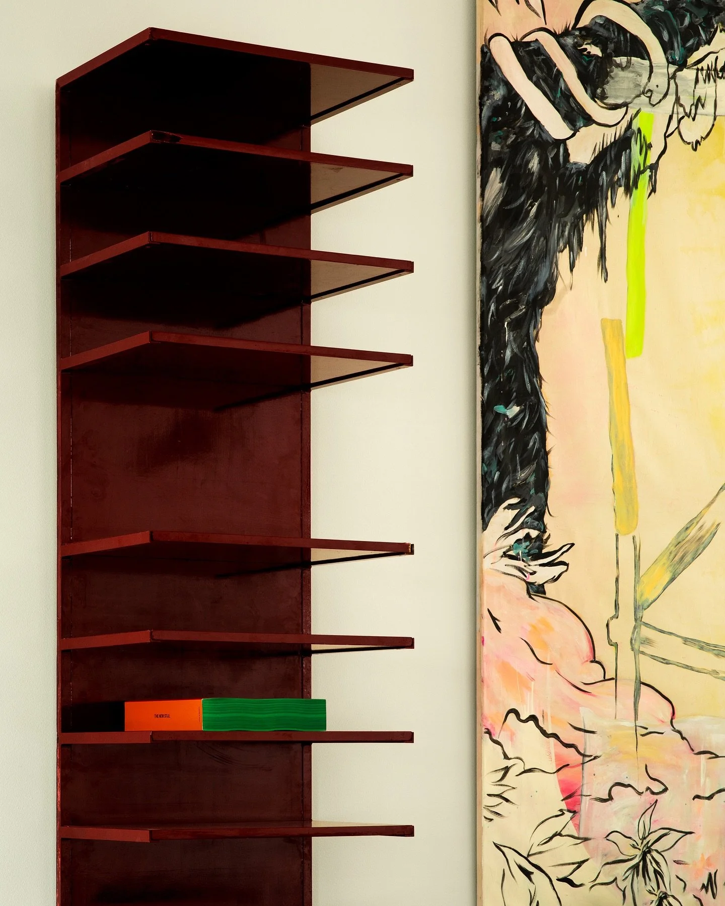 Detail from the unique Jan Rietveld bookcase (circa 1956) via @themillenhouse
📷 @alicemesguich