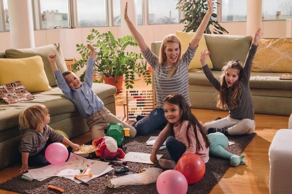 Nanny/Family Assistant- Chicago, IL (Lake view)