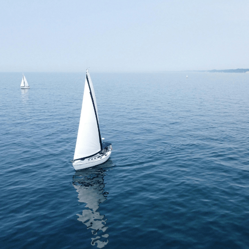 Serene Sailing on Lake Michigan's Tranquil Waters