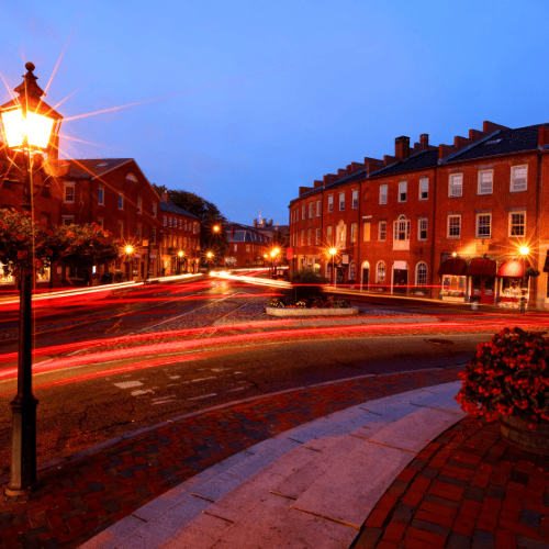 Newburyport, Massachusetts view of road