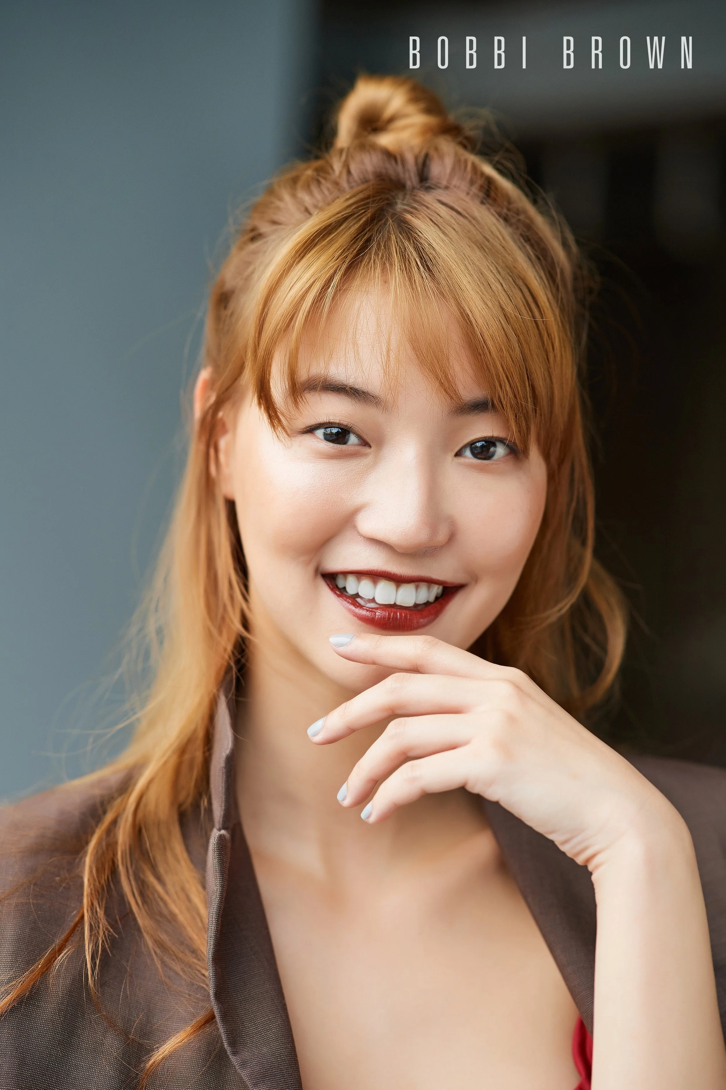 Bobbi Brown - Luxe Lipstick Campaign with Jing Jing Yu by VIEWZFINDER