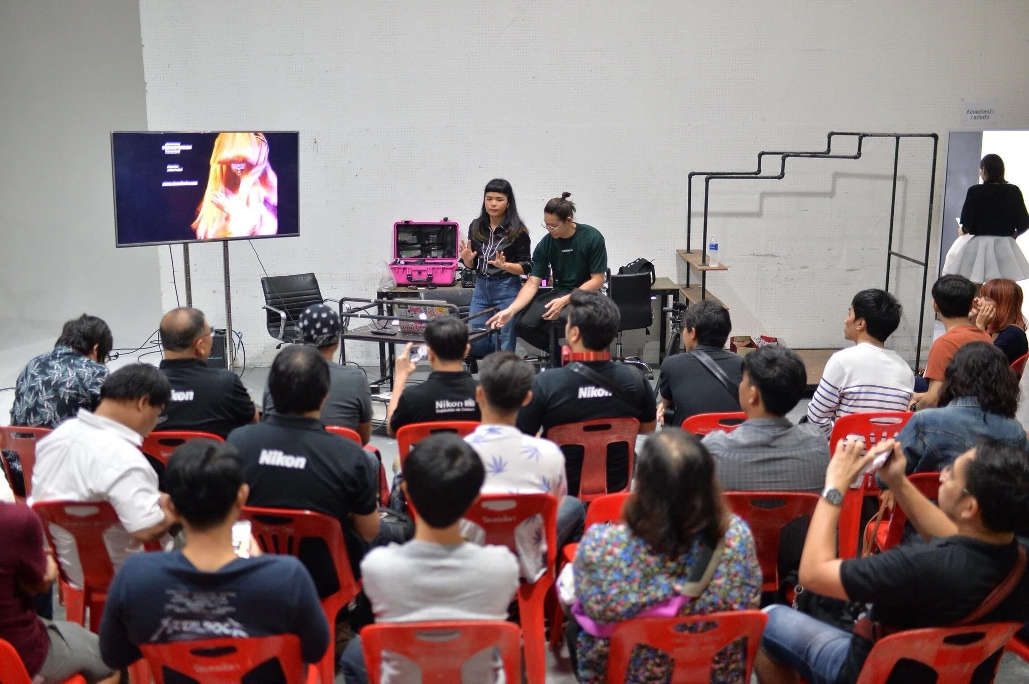 Nikon-fashion-workshop-class-210.jpg