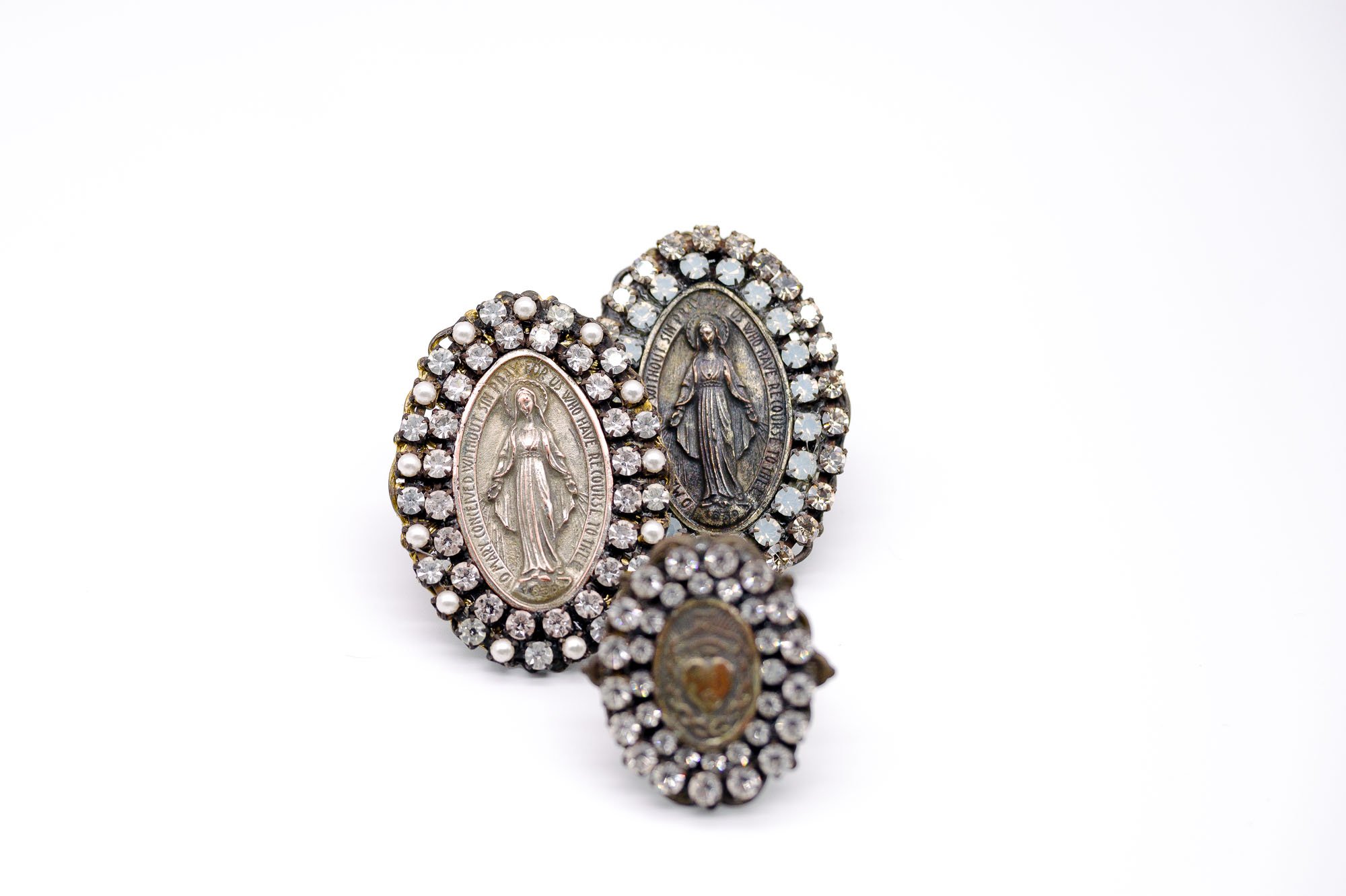 Dulce Alexandra Design Vintage Jewelry20230105_212326.jpg