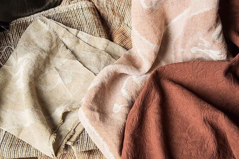 Decorating with Warm Earth tones

#upholstery #interiordesign #earthcolors #homedecor #interiorstyling #fabrics #textiles #decor #naturalcolors #upholsteryfabric
