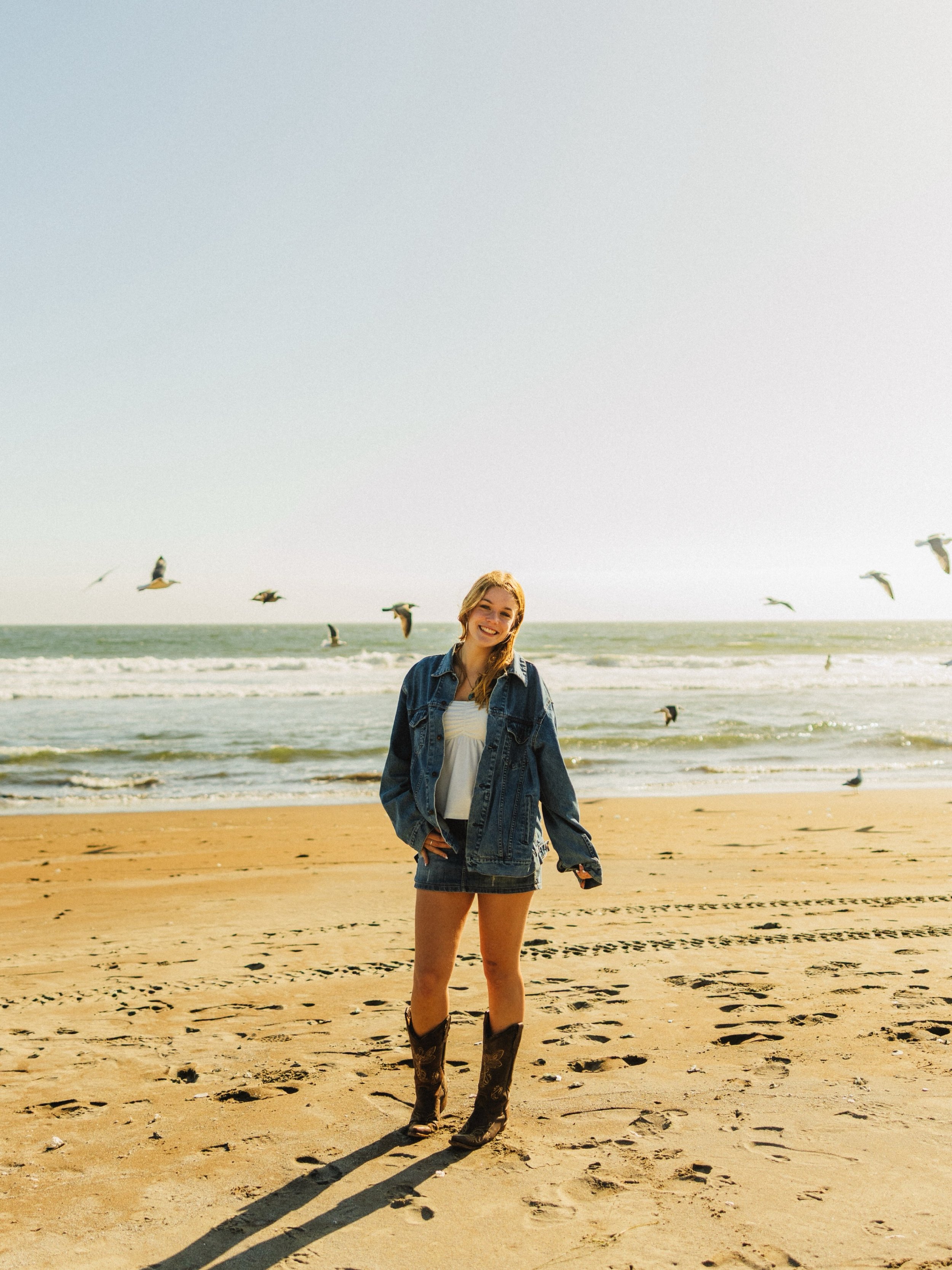 Senior Sunday with Kiki!!

I&rsquo;m not sure what happened, but Stinson beach has become my #1 favorite beach to shoot at overall. It&rsquo;s large and open, with incredible rocks and nice green nooks and crannies, as well as some lifeguard stations