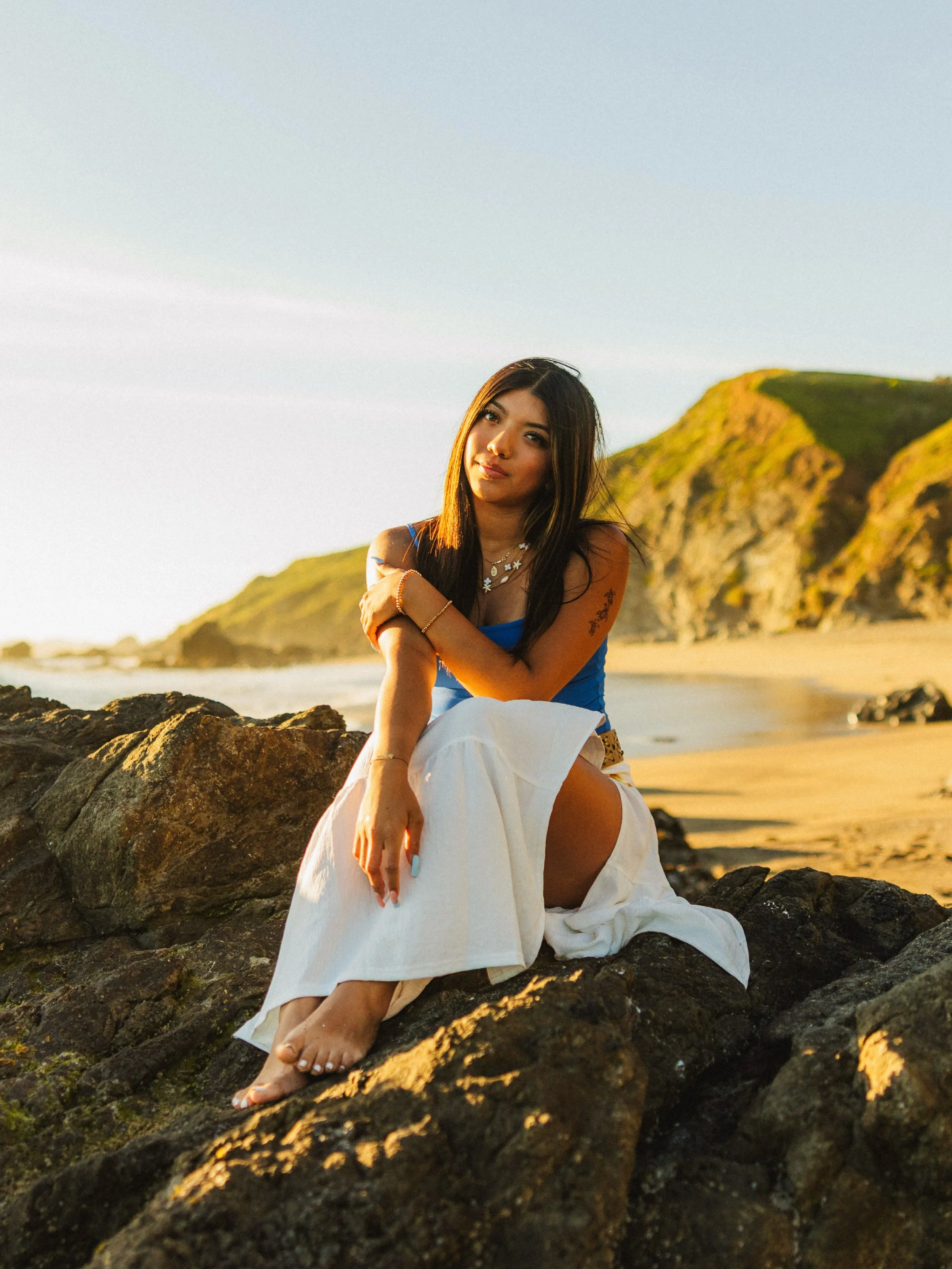 Jaqui back on camera
&bull;
Nothing like location scouting - sometimes, though, the juice is not worth the squeeze.
For example, the amount of effort it took to get down to this beach &ne; how amazing the beach was 😅
Ah well, you win some, you lose 