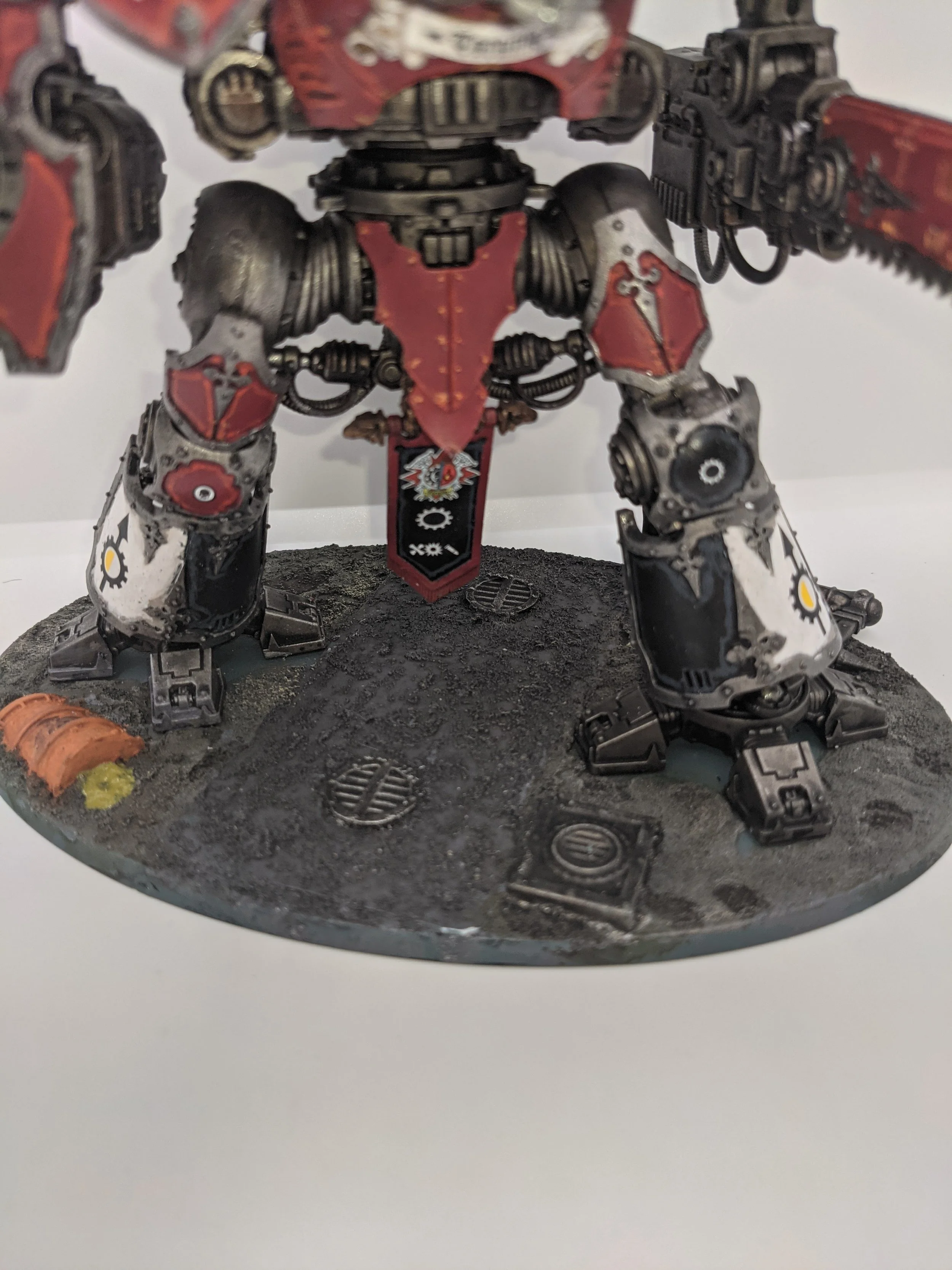 Imperial Knight of House Taranis for Warhammer 40k