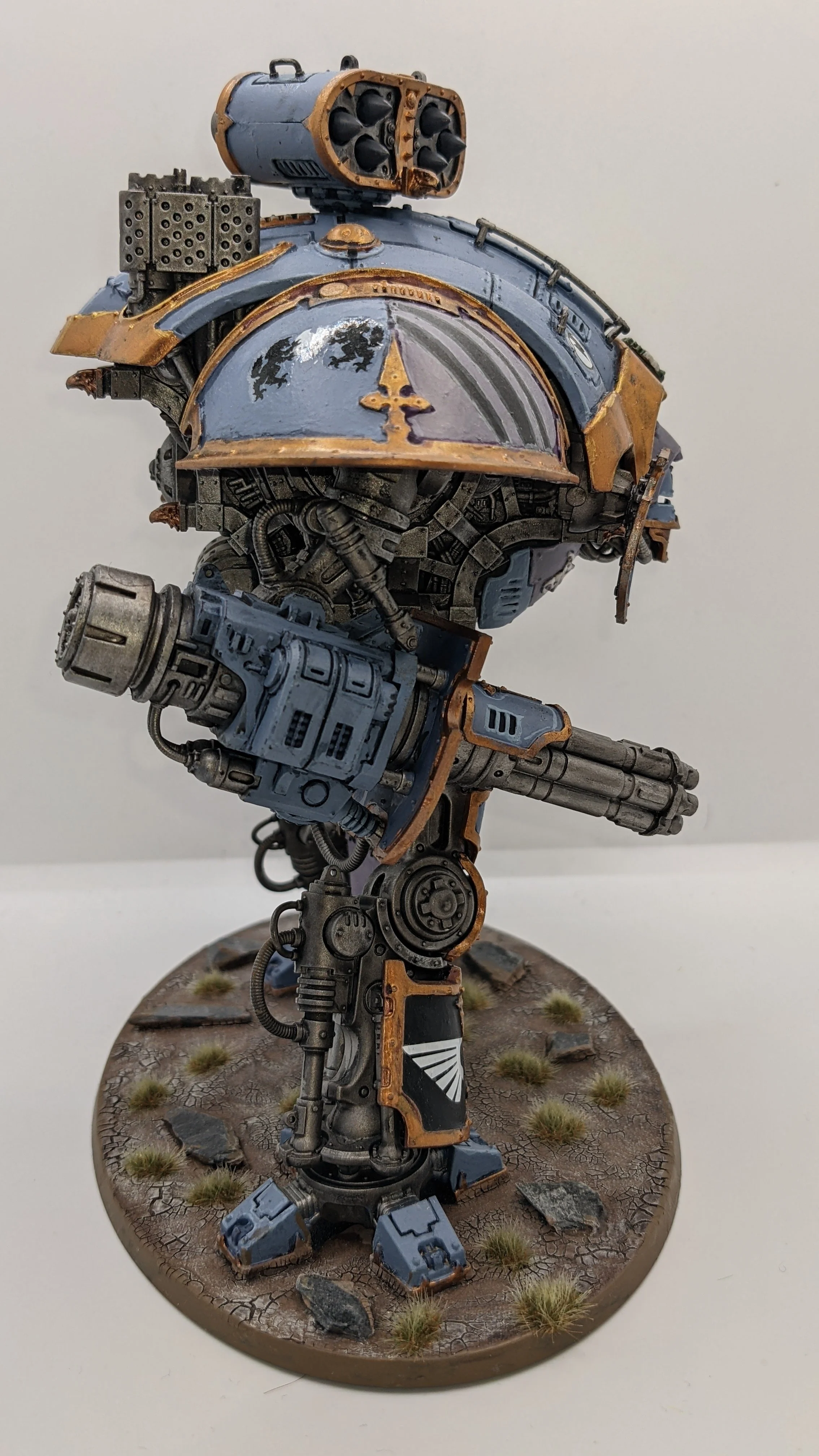 Imperial Knight Warden of House Vulpis