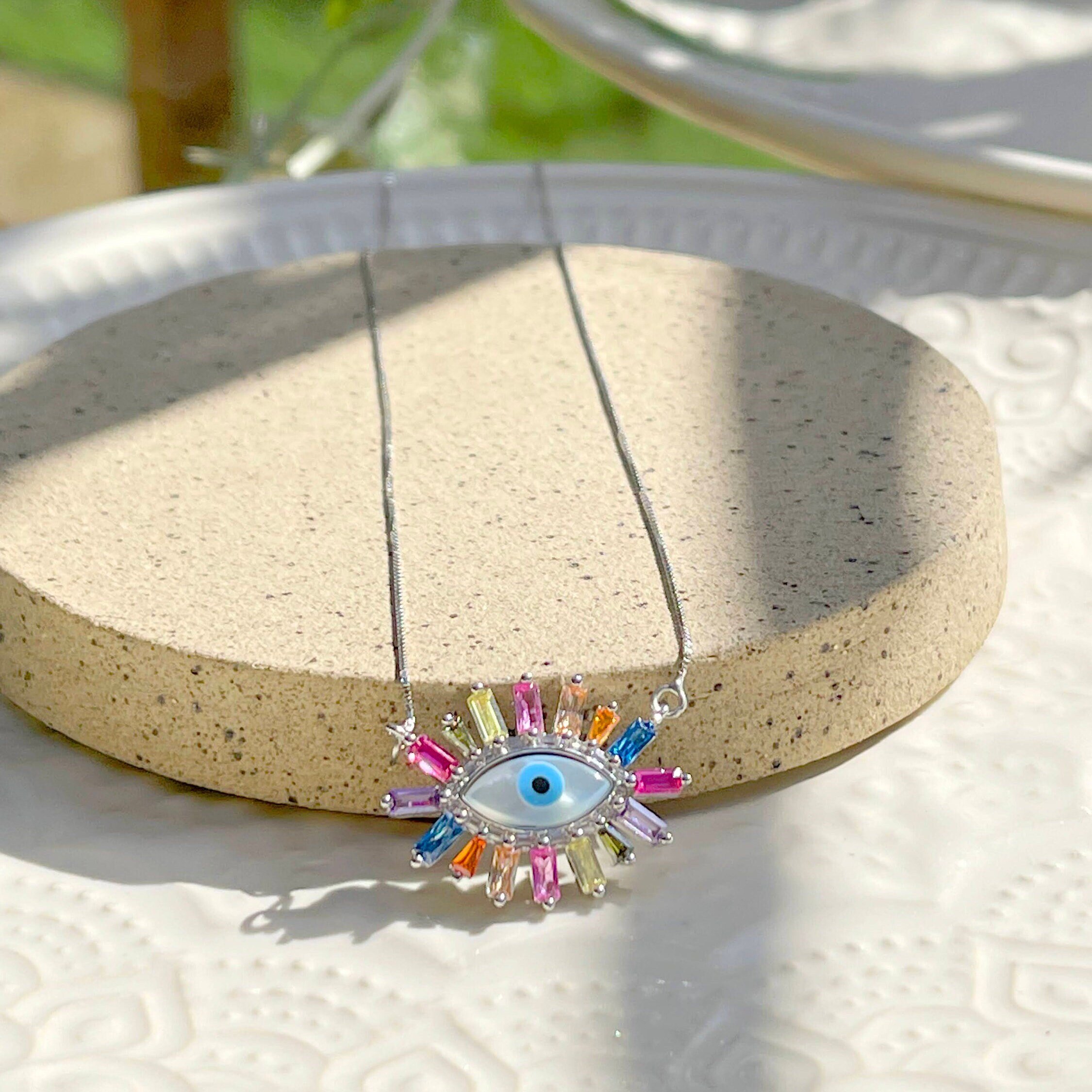 https://i.etsystatic.com/31936082/r/il/3c0d77/5745240535/il_fullxfull.5745240535_lwpk.jpg