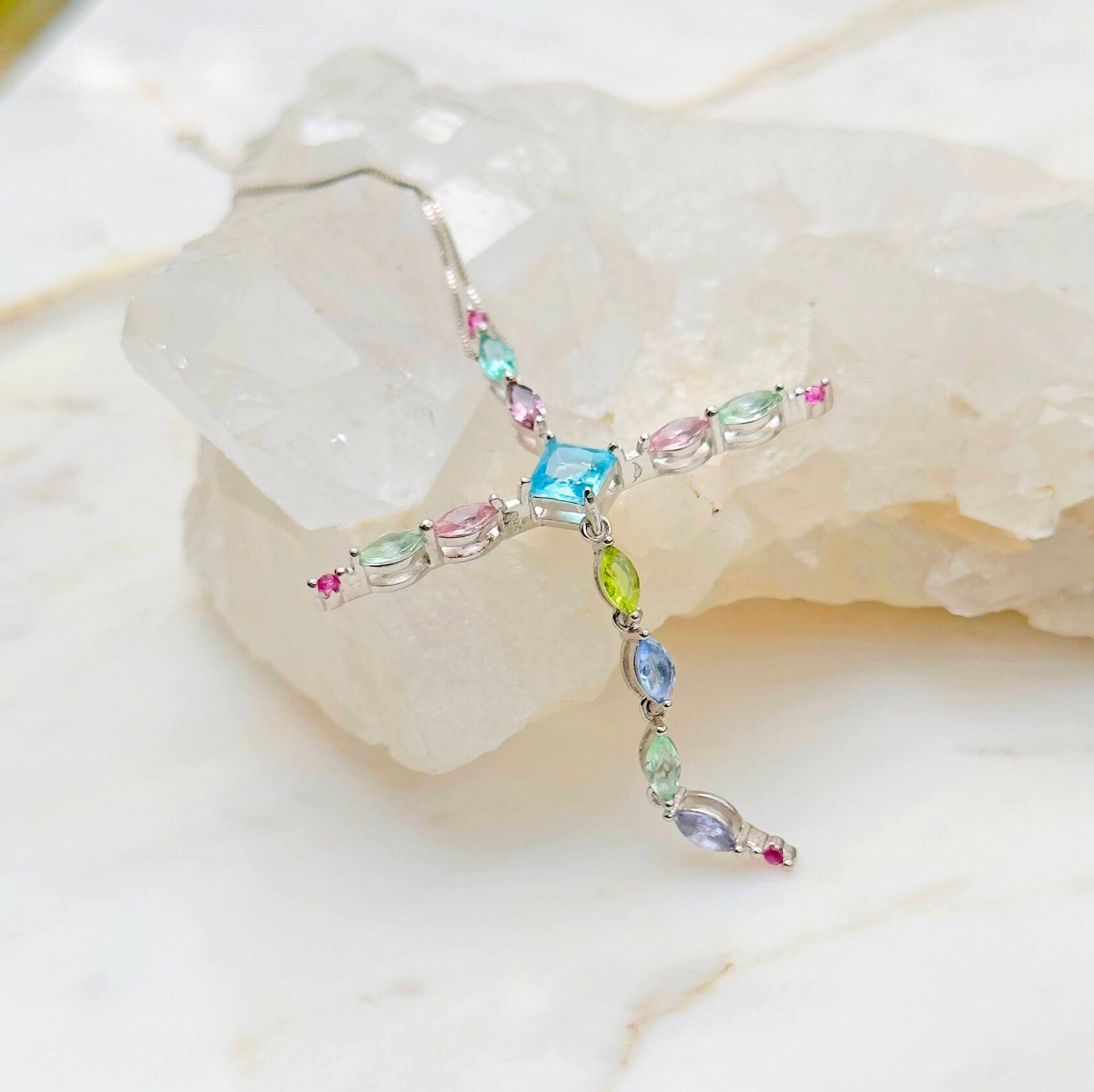 https://i.etsystatic.com/31936082/r/il/2655db/5697230324/il_fullxfull.5697230324_cvi0.jpg