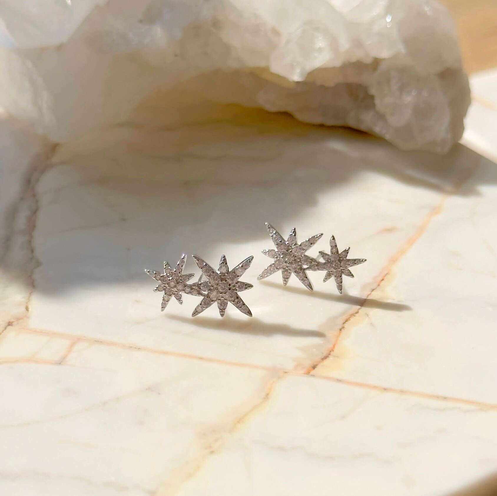 https://i.etsystatic.com/31936082/r/il/902c5d/5733128943/il_fullxfull.5733128943_7pxu.jpg