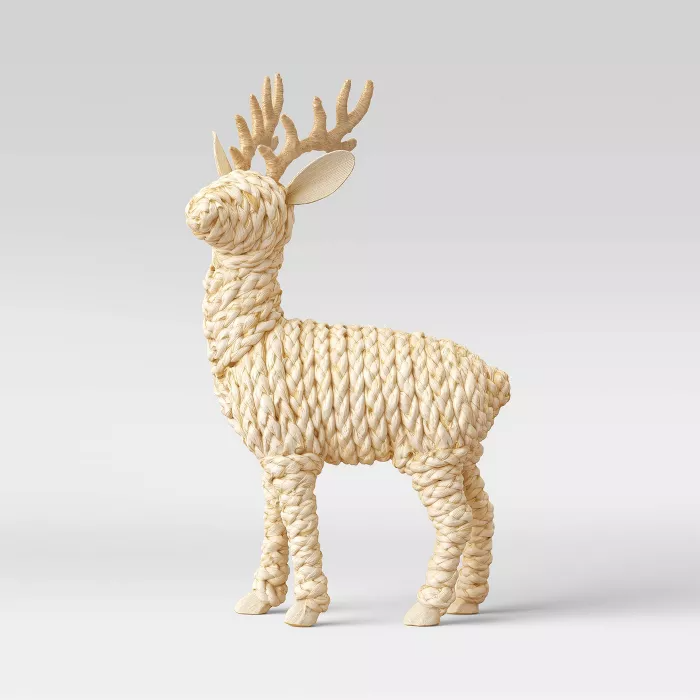 Large Woven Standing Deer - Threshold.png
