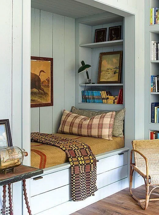 16 Tricks To Make Your Small Rooms Look Bigger + Mistakes To Avoid.jpeg