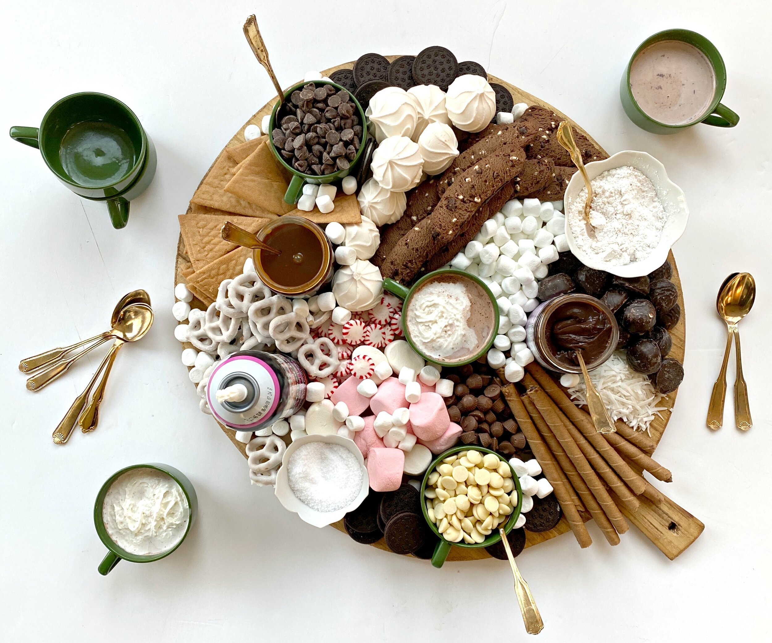 Hot Chocolate Charcuterie Board {Customizable!}