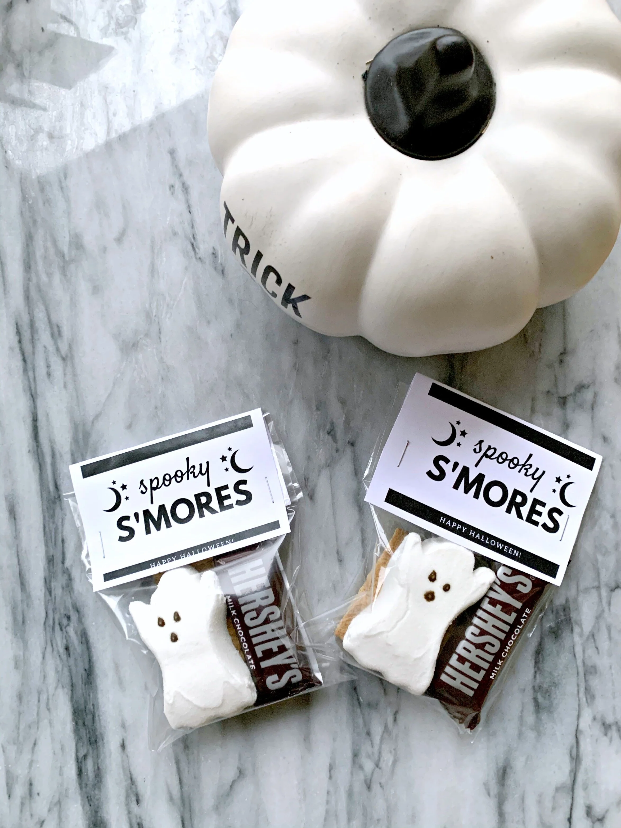 DIY Spooky S'mores Trick or Treat Bags