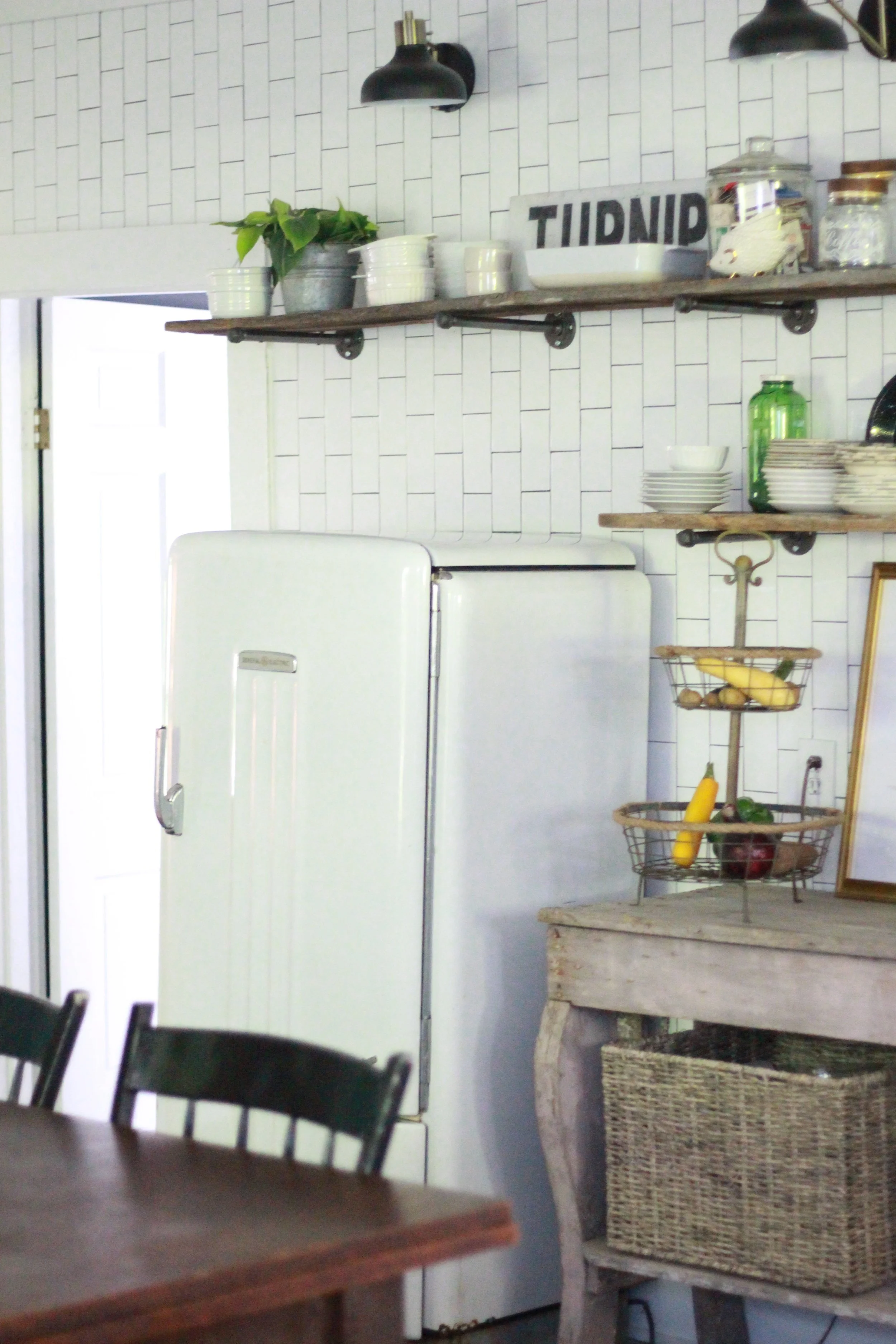 kitchen- after 6.JPG