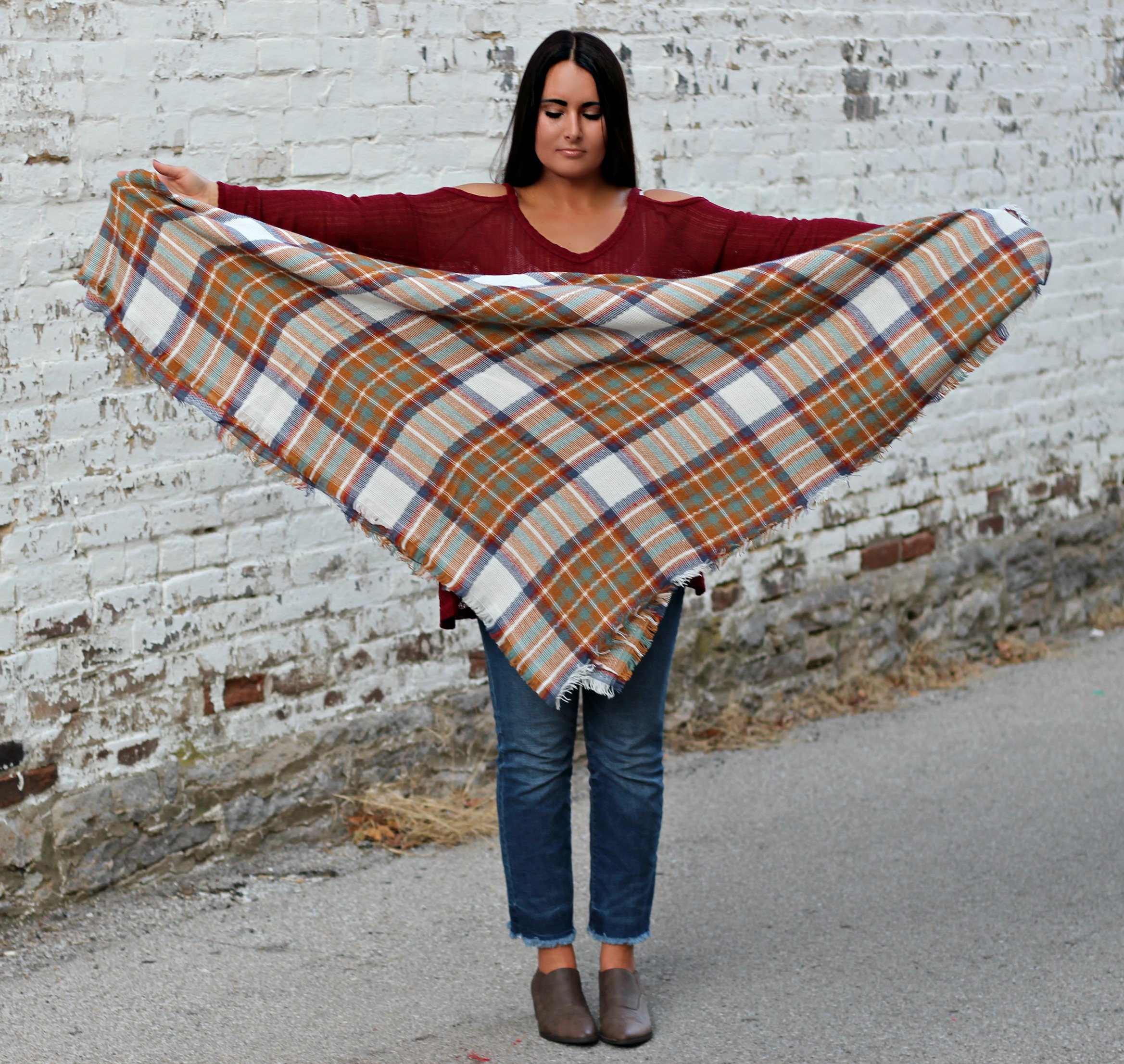 How to Tie a Blanket Scarf — Gathered Living