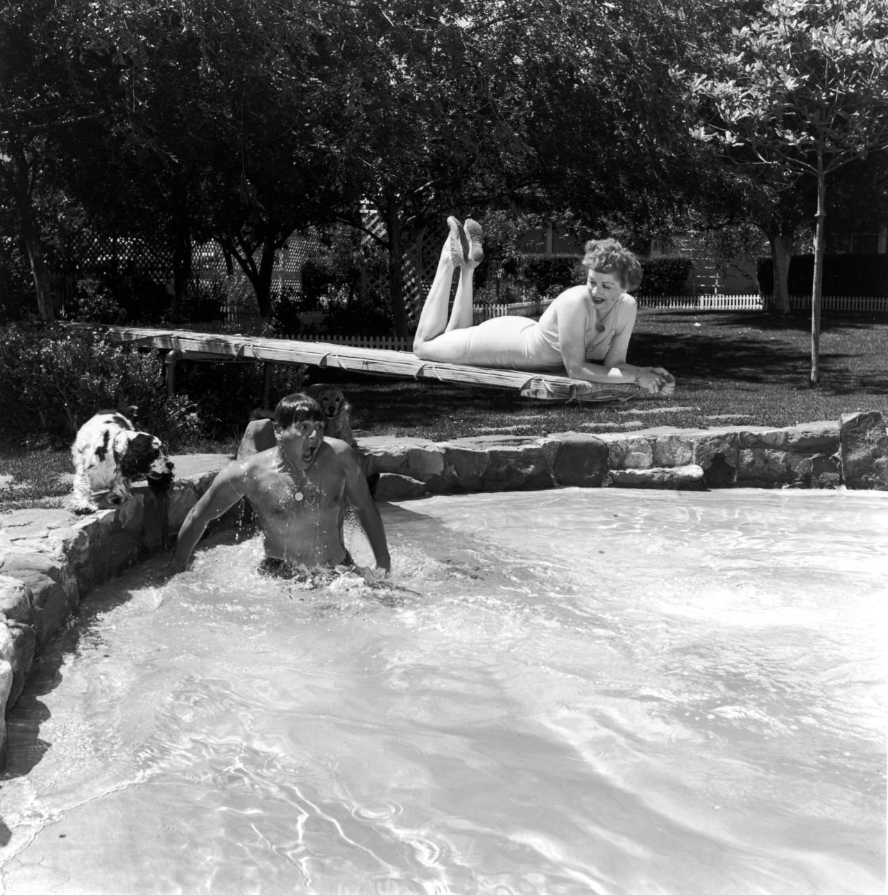 gallery-1436470682-lucy-desi-pool-archive-photo.jpg