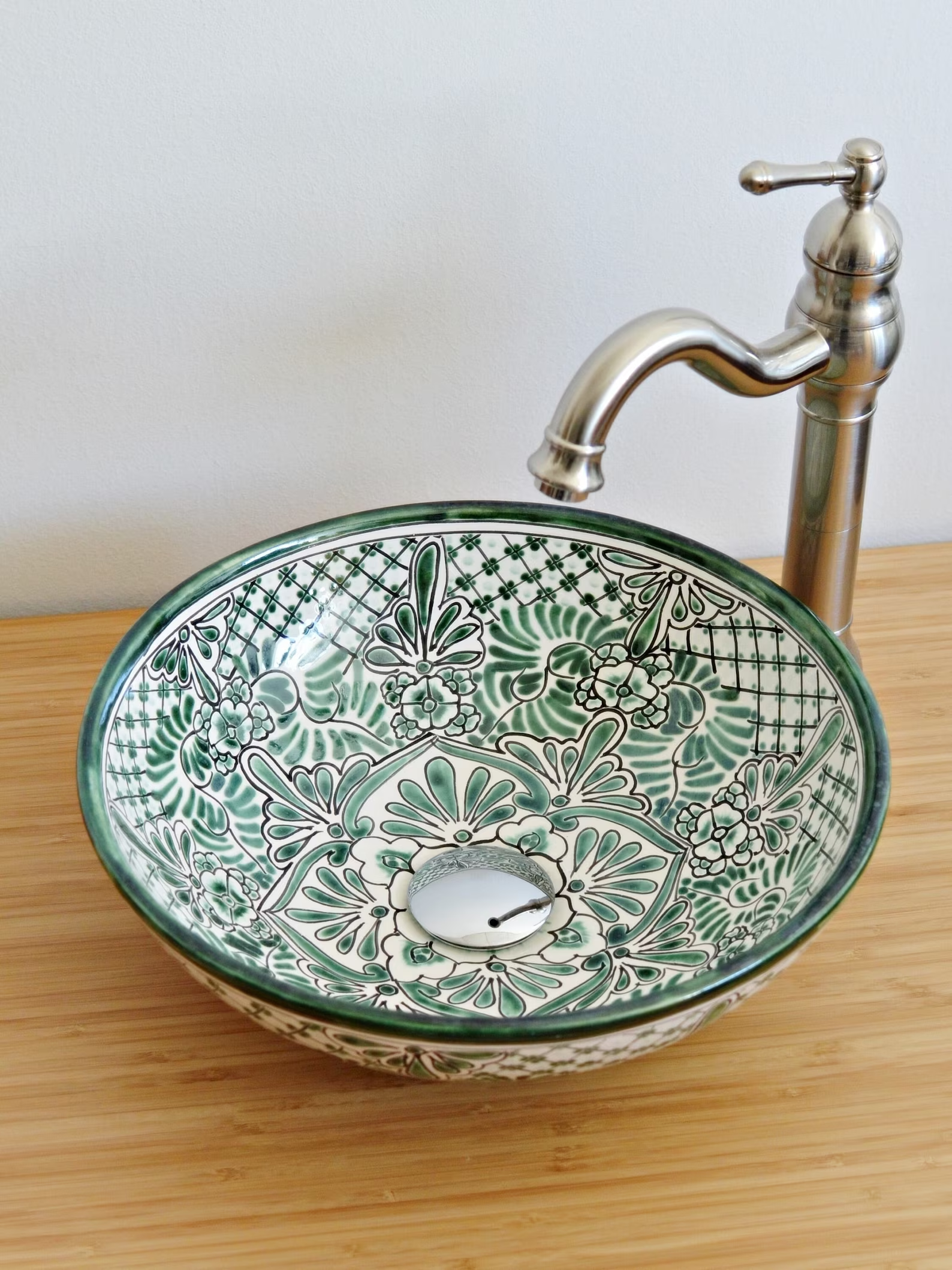 IMPERIAL - Small mexican washbasin round sink, talavera ceramic handpainted in Mexico for Bathroom or guest bathroom in small size.png