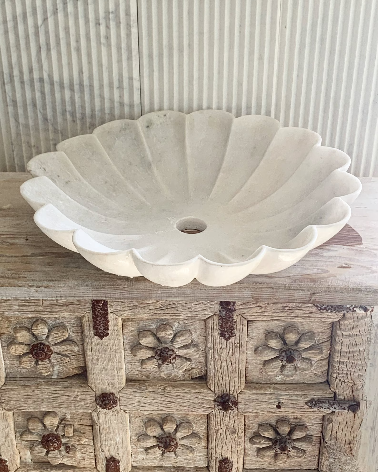 Marble Bowl _ Wash Basin _ Marble Wash Basin _ Marble Sink _ Scallop bowl _ Handcrafted basin_ Marble counter Basin _ Vanity Sink.png