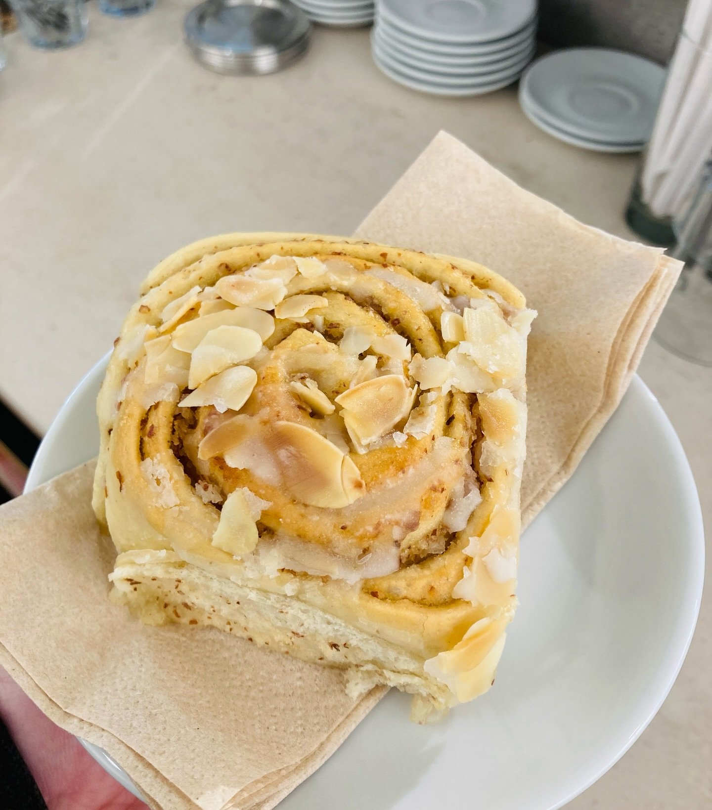 Mandel-Orangenbl&uuml;ten-Schnecke by @finebouche.toujours