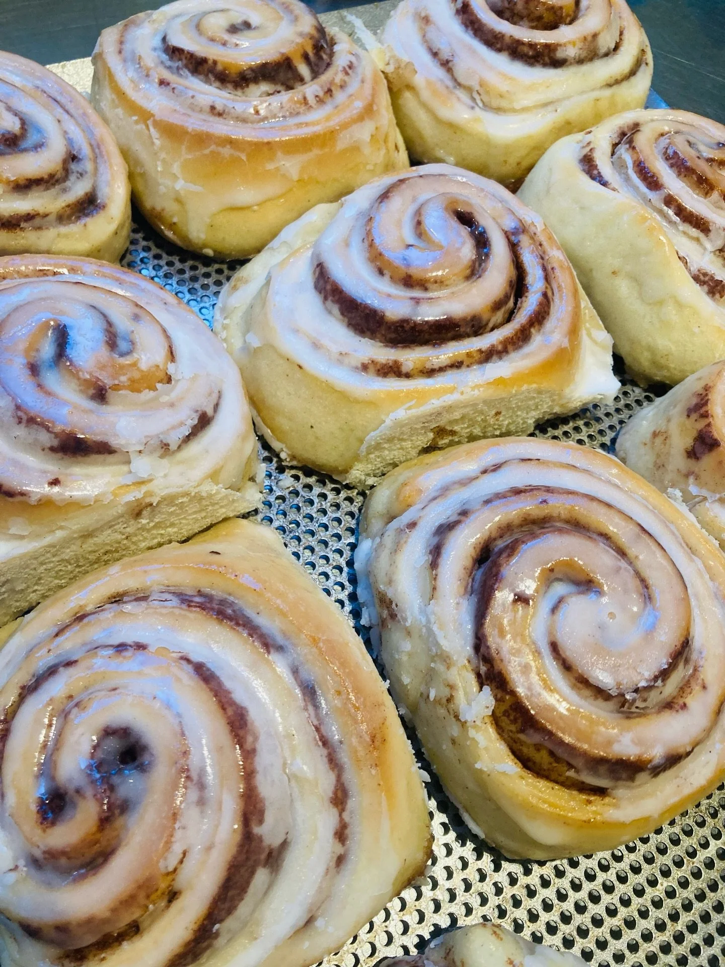 Cinnamon Buns by @finebouche.toujours