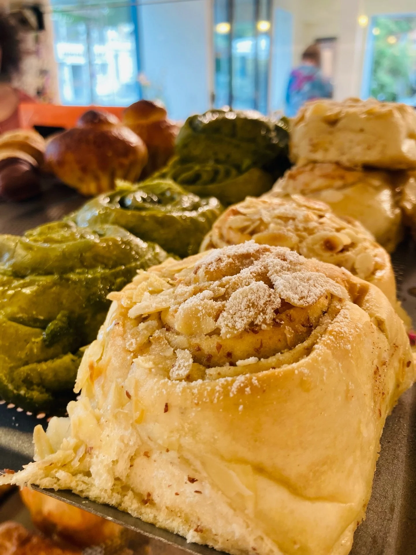 #baslerfasnacht 
Laden &amp; Coffeeshop auch w&auml;hrend der Fasnacht wie gewohnt ge&ouml;ffnet: MO / DI / MI  8 - 19 Uhr