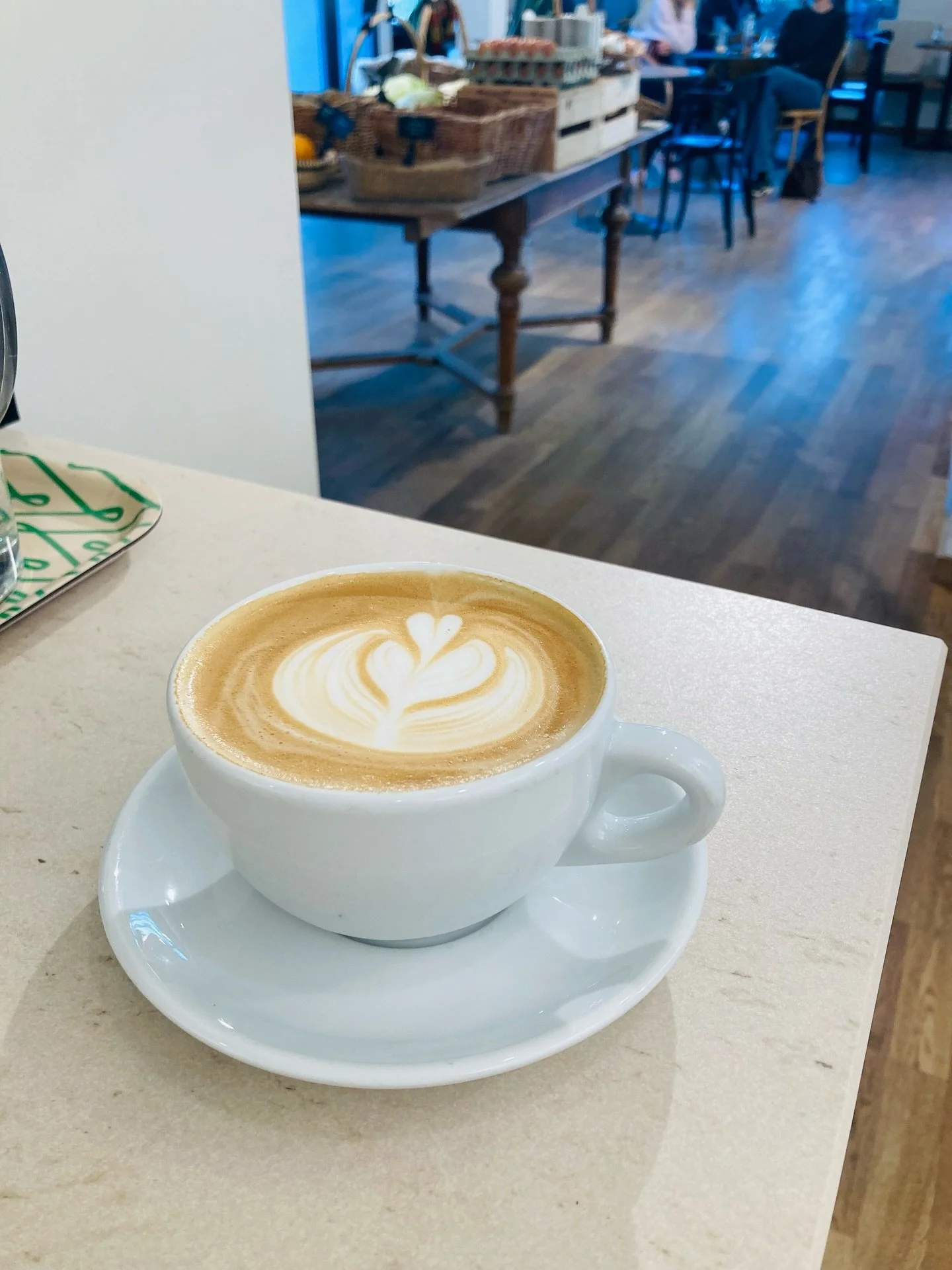 #milchkaffee
MO bis FR: 8 - 19 Uhr
SA: 8 - 18 Uhr
📍 Wielandplatz 8, 4054 Basel

@bioladenfeigenbaum