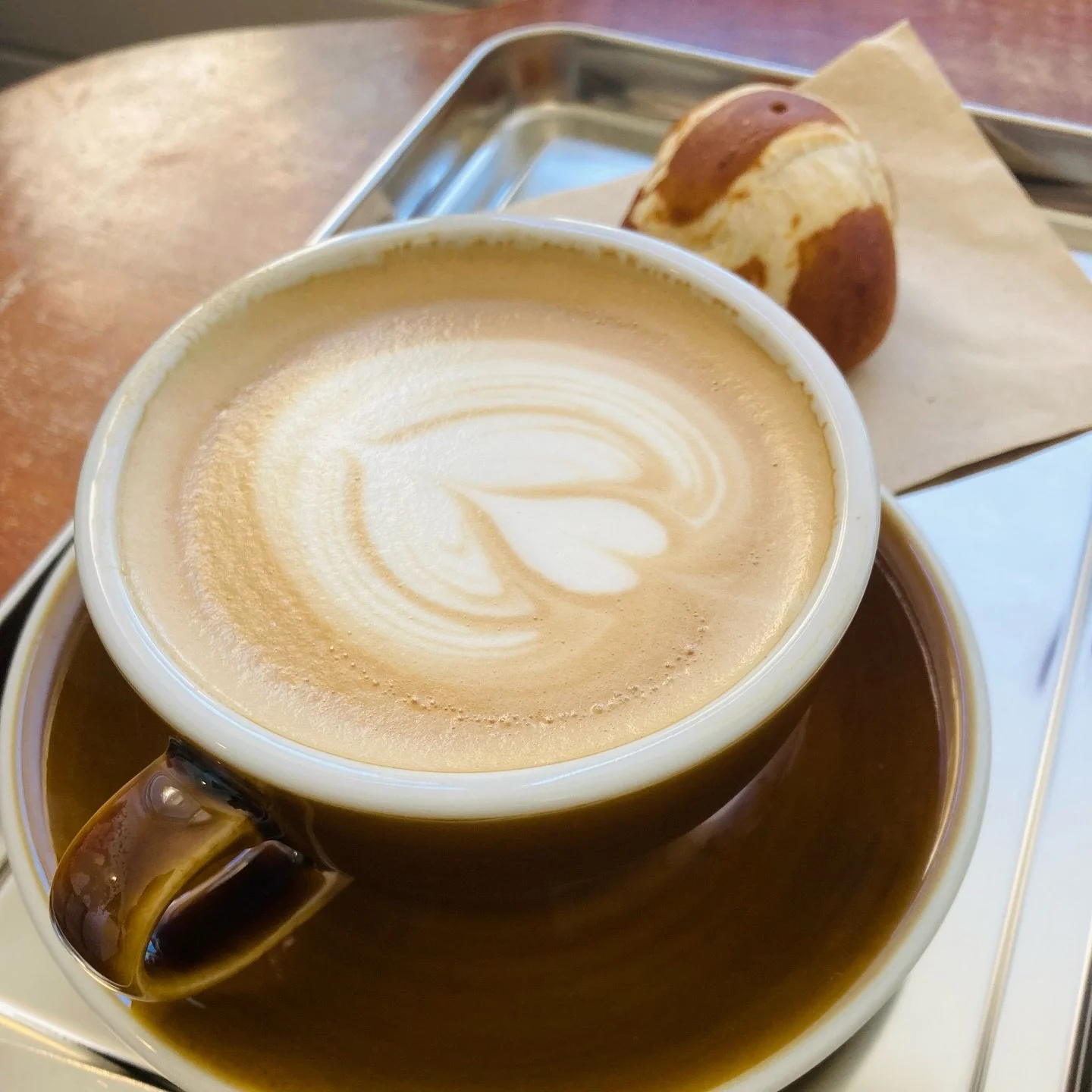 #milchkaffee #bioladenfeigenbaum

MO bis FR: 8 - 19 Uhr
SA: 8 - 18 Uhr
📍 Wielandplatz 8, 4054 Basel