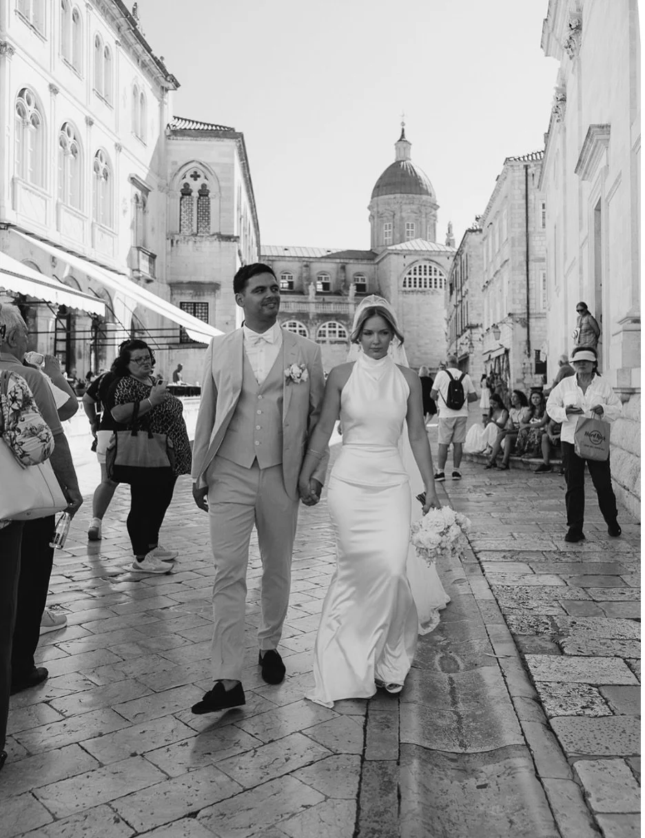 Summer weddings in Dubrovnik come with an audience and that&rsquo;s part of the charm. Don&rsquo;t erase them let them be part of the joy. Embrace them and let the Mediterranean tell its story. #dubrovnikweddingphotographer #dubrovnikwedding #antibri