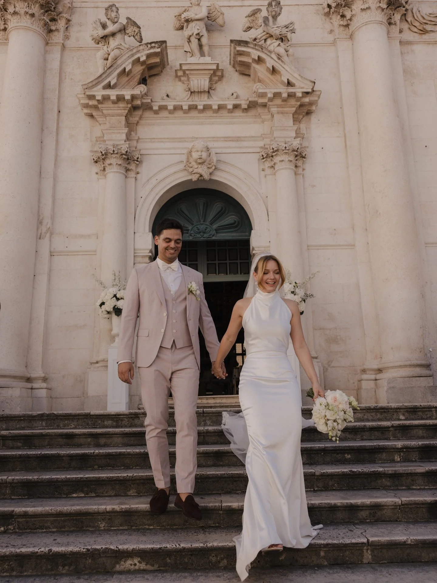 Glimpse from the old town wedding 
&bull;
&bull;
#dubrovnik #dubrovnikweddingphotographer #weddingphotography
