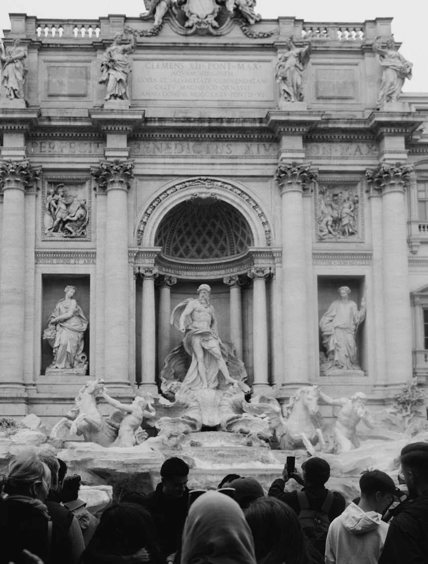 I have something with Italy &hellip; vacanze Romane 
&bull;
&bull;
#cntraveller #suitcasetravels #italygram