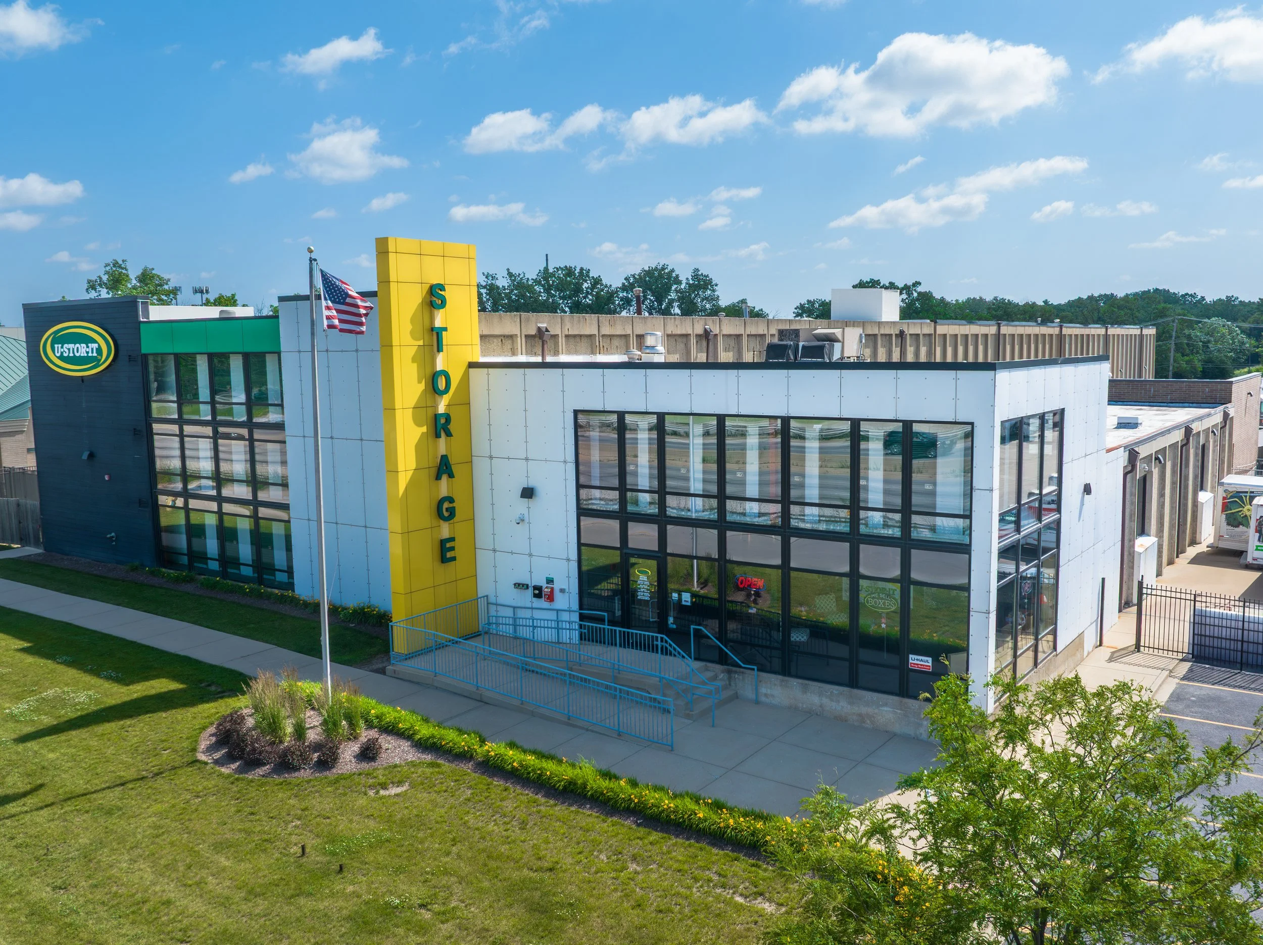Elmhurst-front-of-storage-office.jpg.jpg