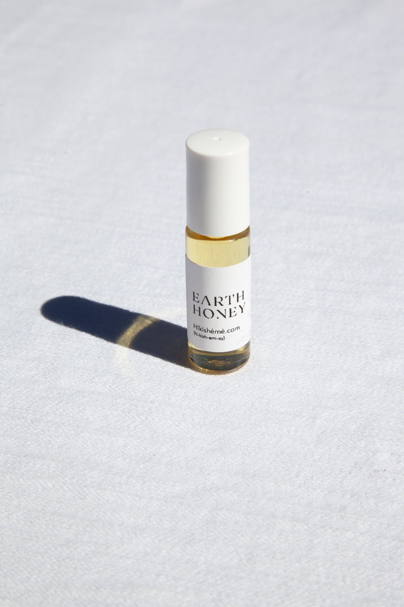 earth honey perfume oil | 5 ml.