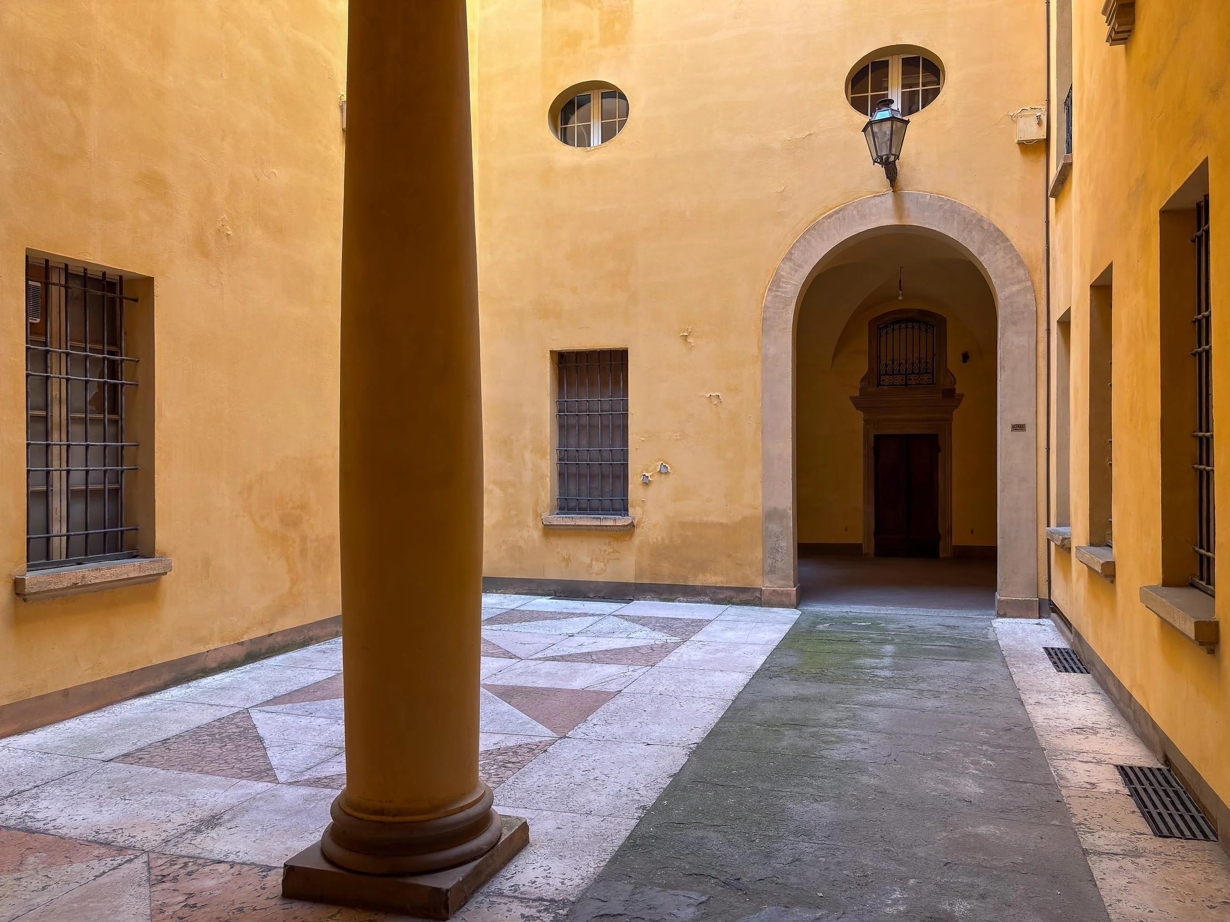 04-260514-036_Bologna(iPh)--SqSp.jpg