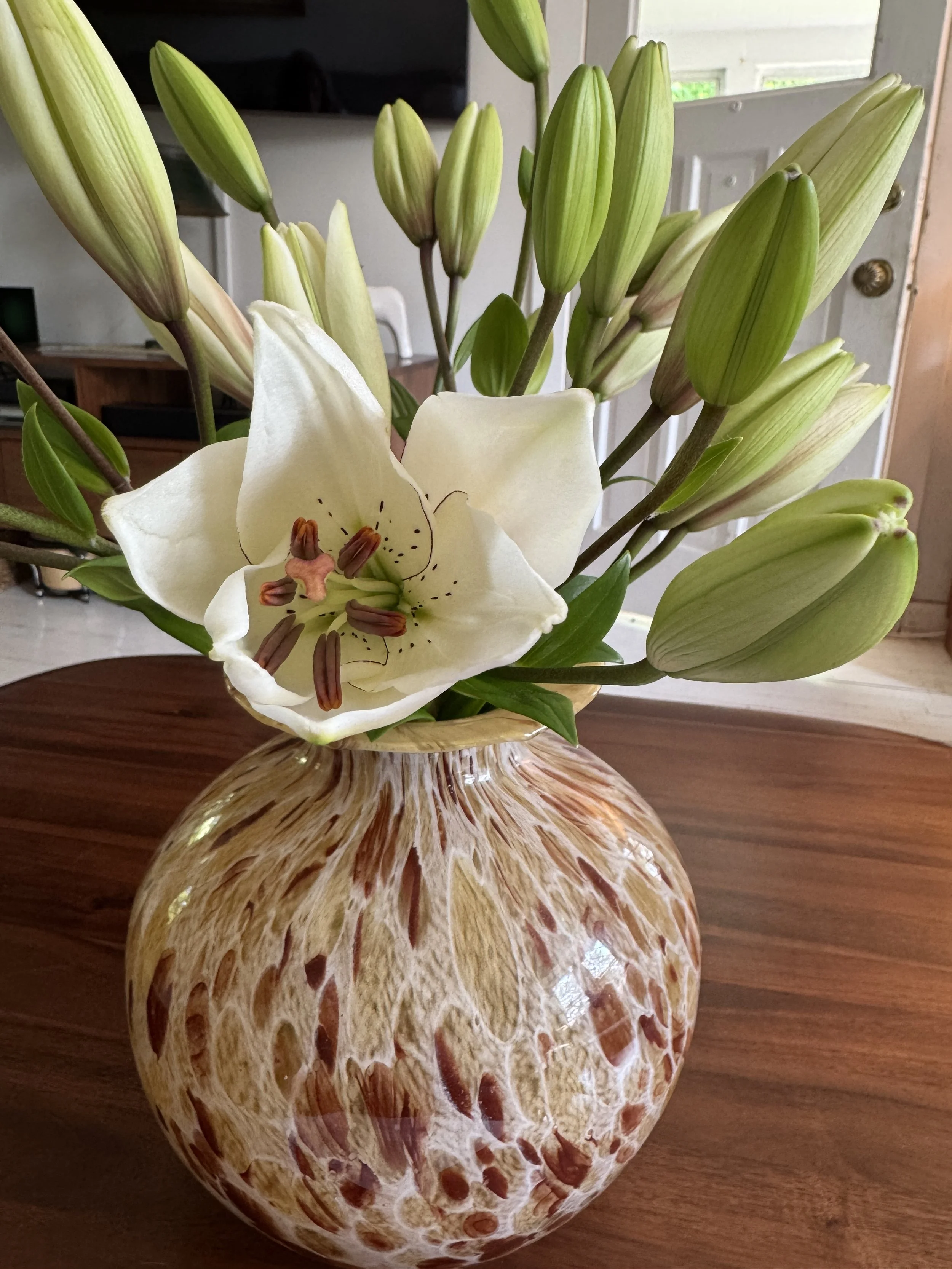 Simply Lily Bouquet, UNSCENTED, colors vary each week and photos are examples -