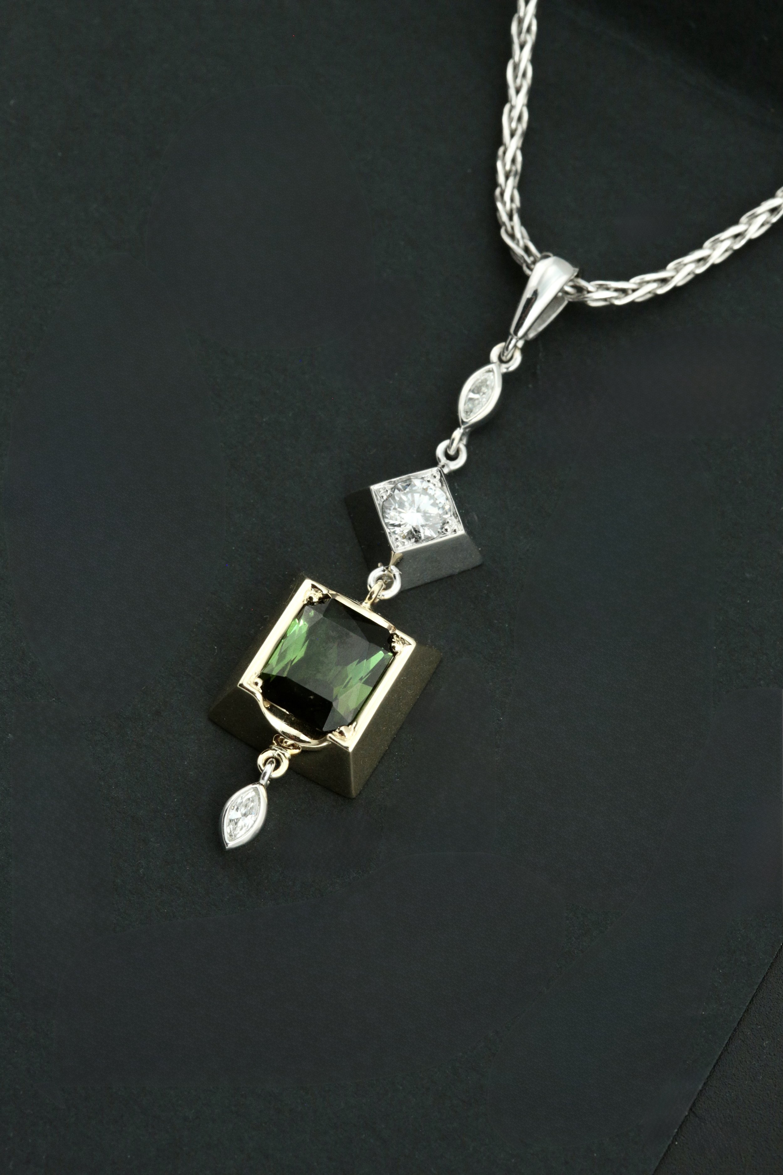 Heirloom Repurposing: Turning Vintage Gold &amp; Gemstones Into Custom Fine Jewelry
